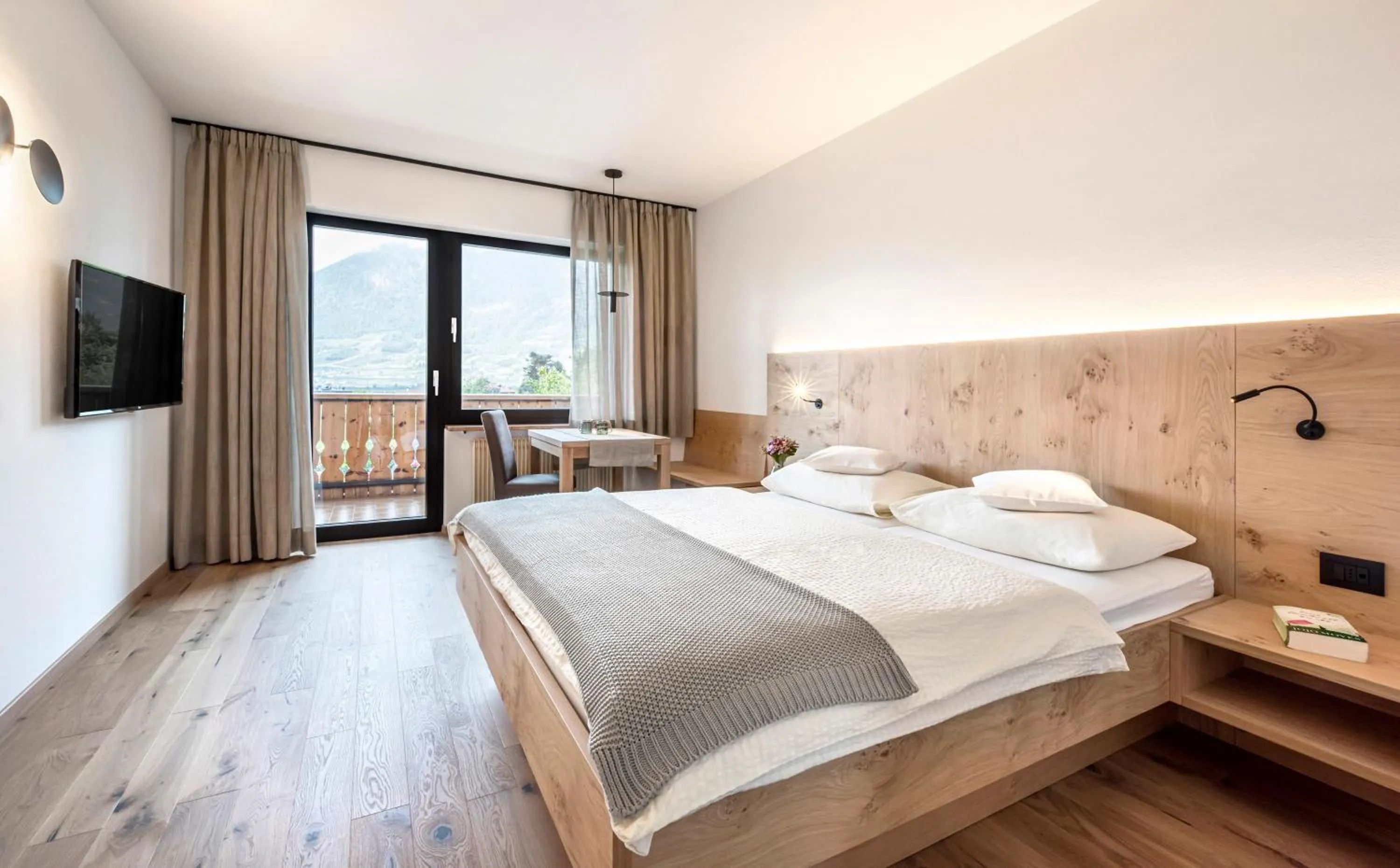 TV and multimedia, Bed in Pension Appartment Hecherhof