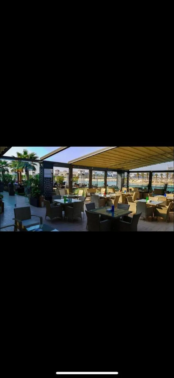 Restaurant/places to eat in Golden Tulip Al Khobar Suites