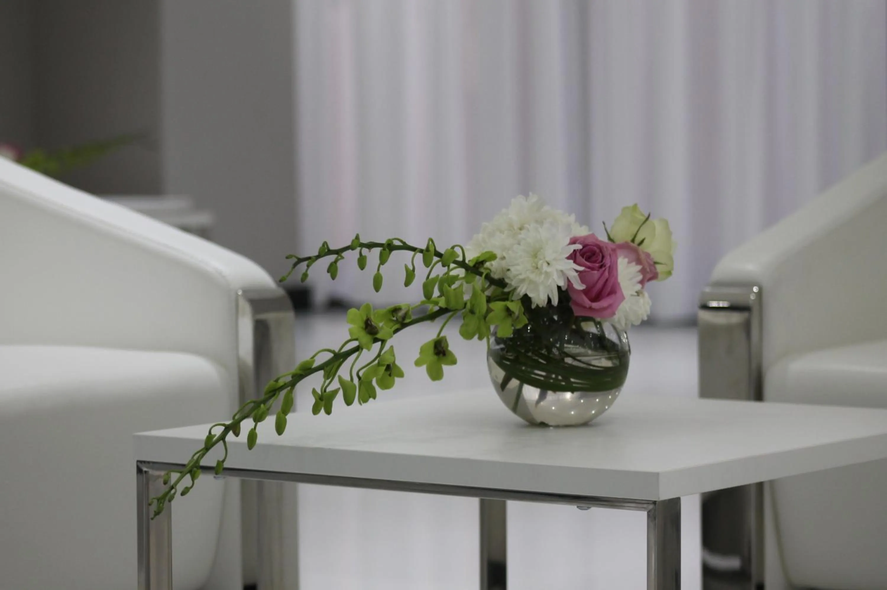 Lobby or reception in Golden Tulip Al Khobar Suites