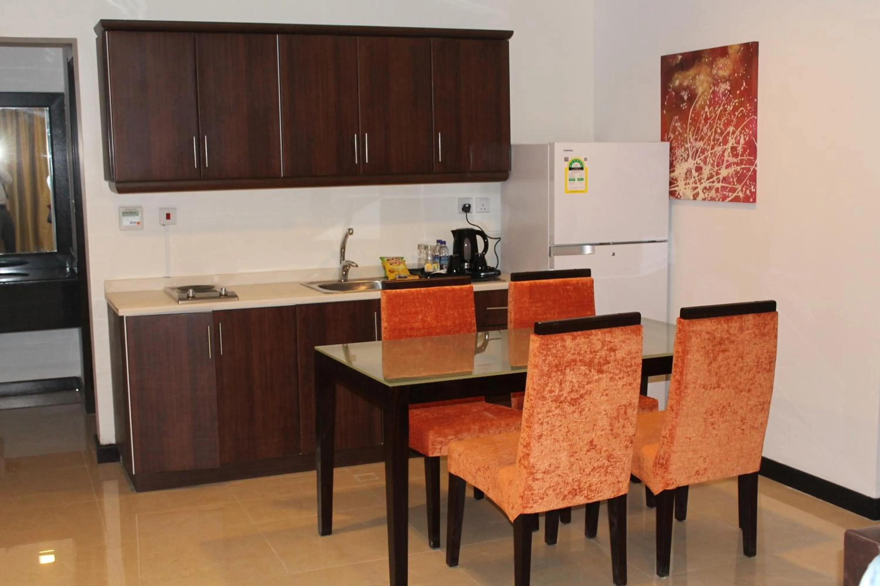 Food and drinks in Golden Tulip Al Khobar Suites