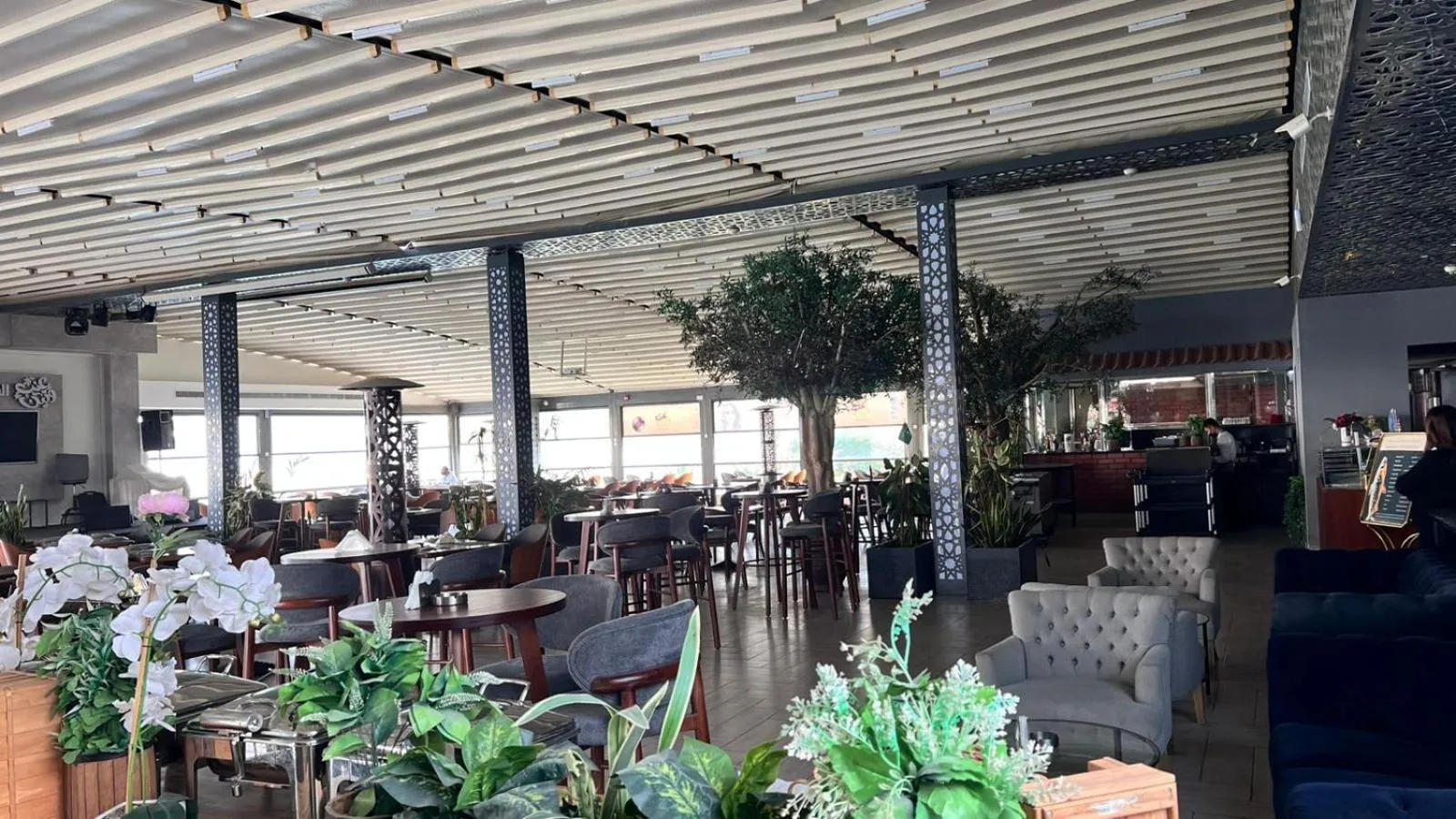 Golden Tulip Al Khobar Suites