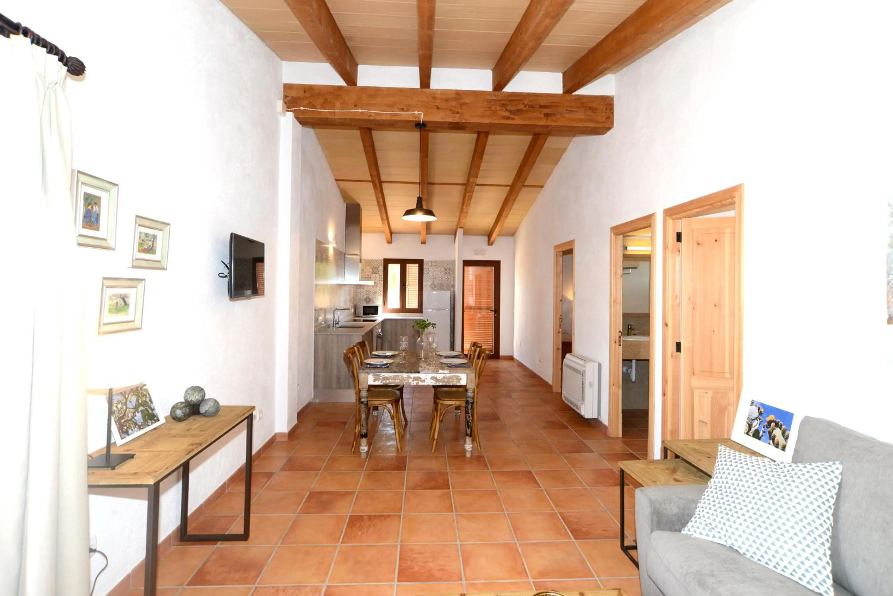 Dining area in Can Porretí Agroturisme