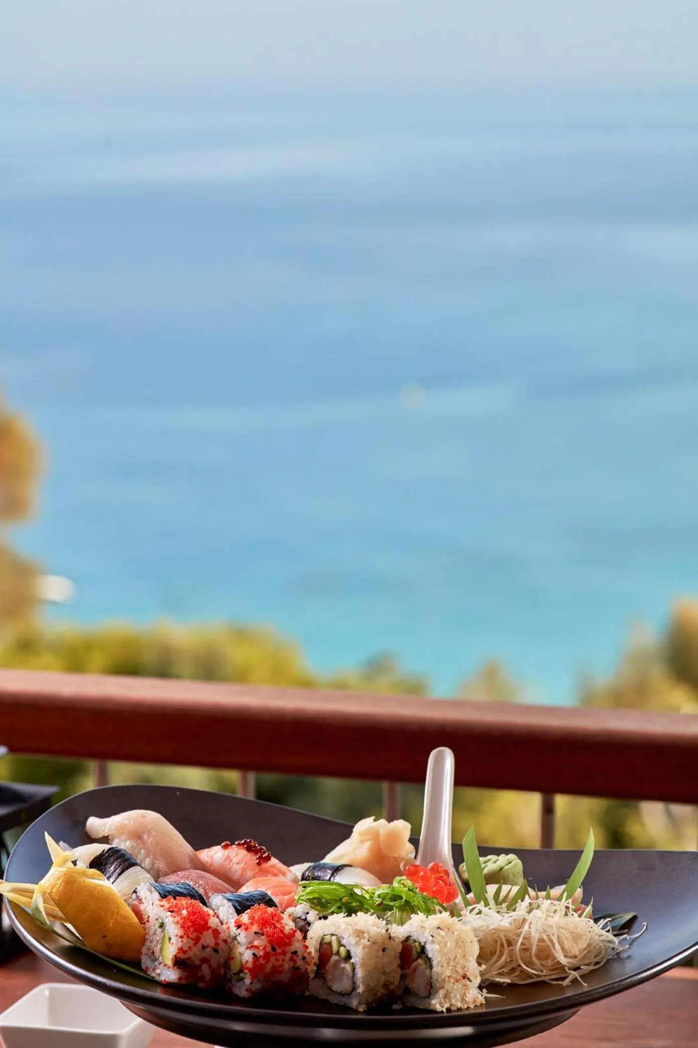 Restaurant/places to eat in Grecian Park