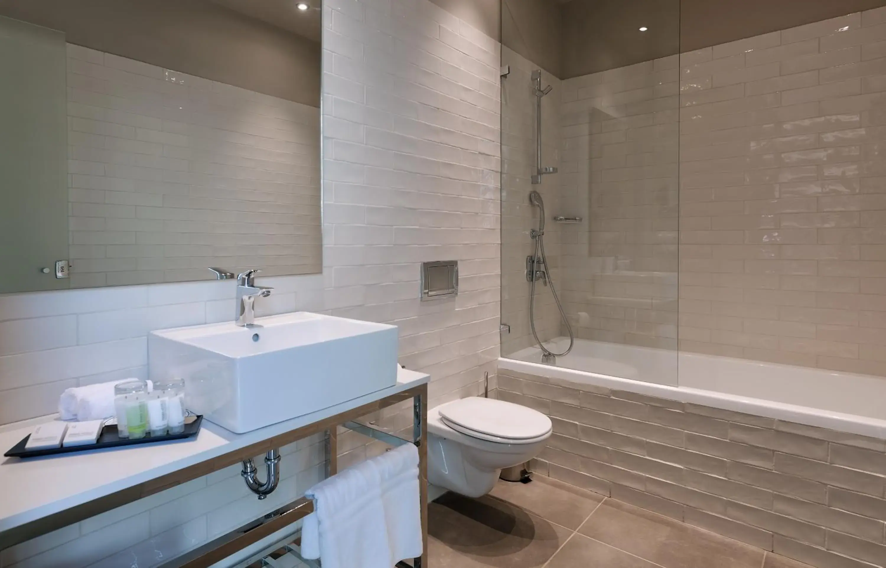 Executive Double or Twin Room, Business Lounge Access in Prima Link Hotel Executive Double or Twin Room, Business Lounge Access in Prima Link Hotel