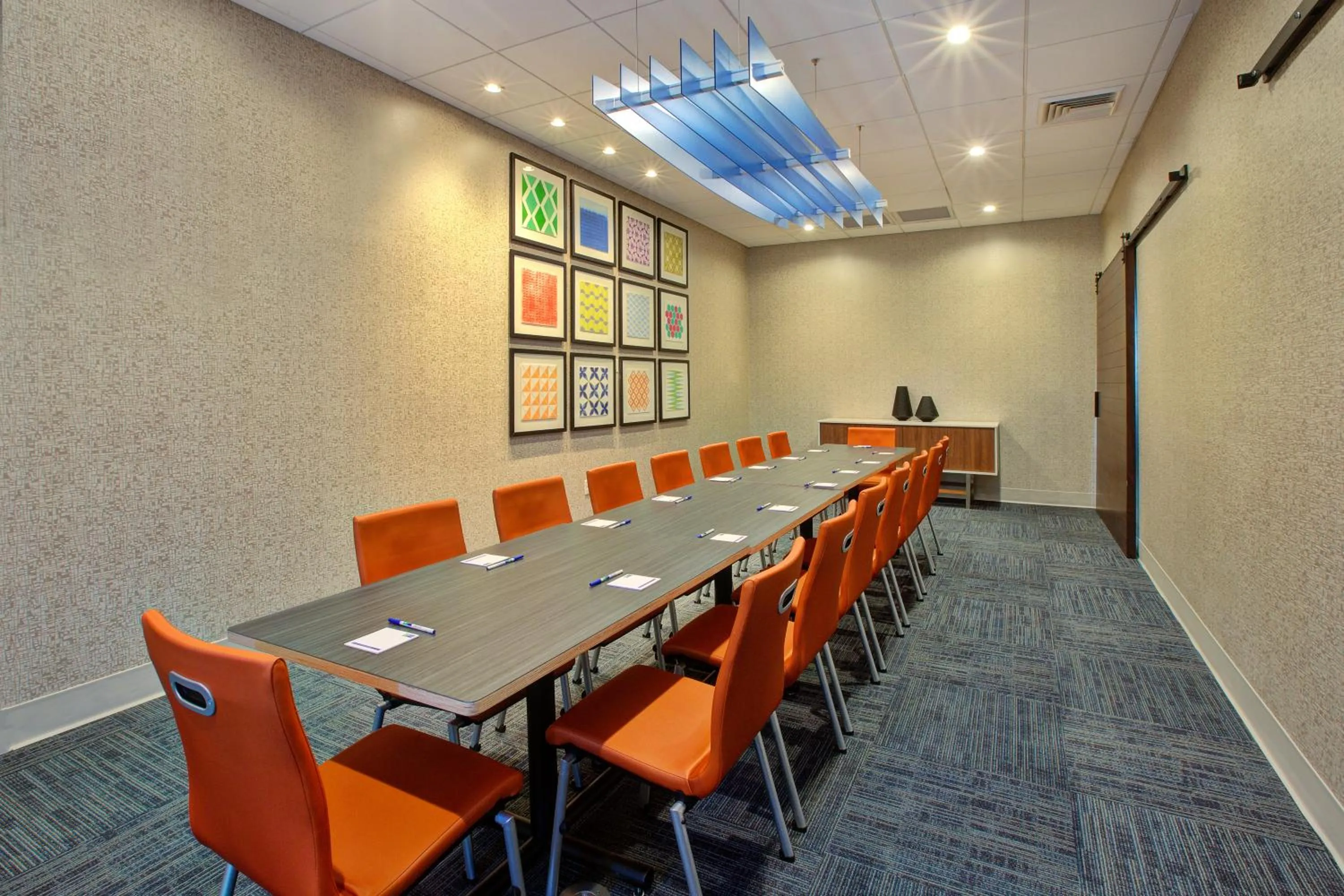 Meeting/conference room in Holiday Inn Express & Suites New Castle by IHG