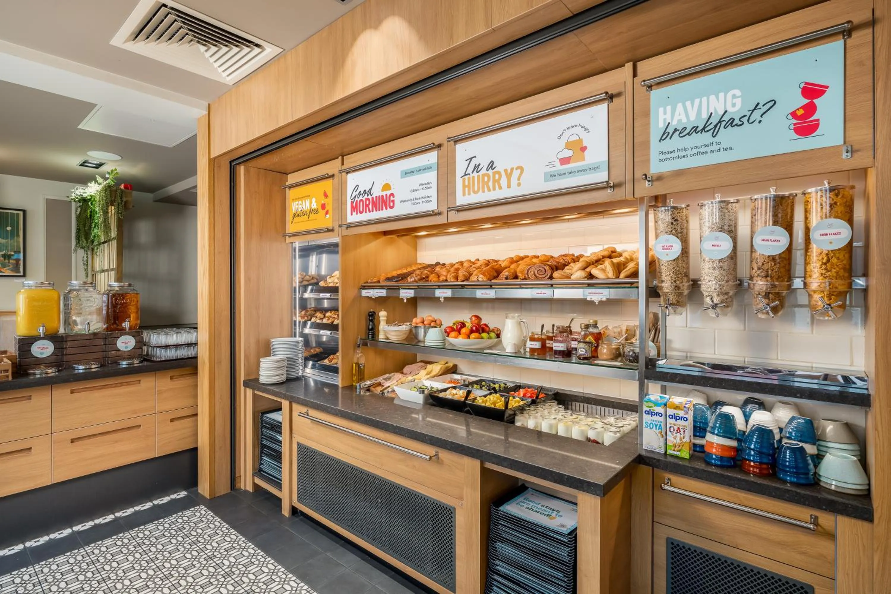 Food and drinks in Point A Hotel London Kings Cross – St Pancras