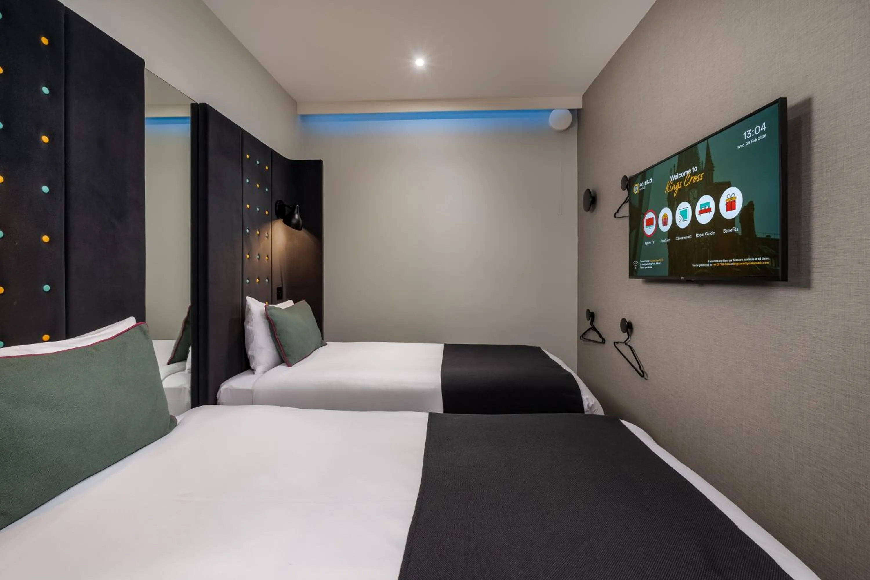 TV and multimedia, Bed in Point A Hotel London Kings Cross – St Pancras