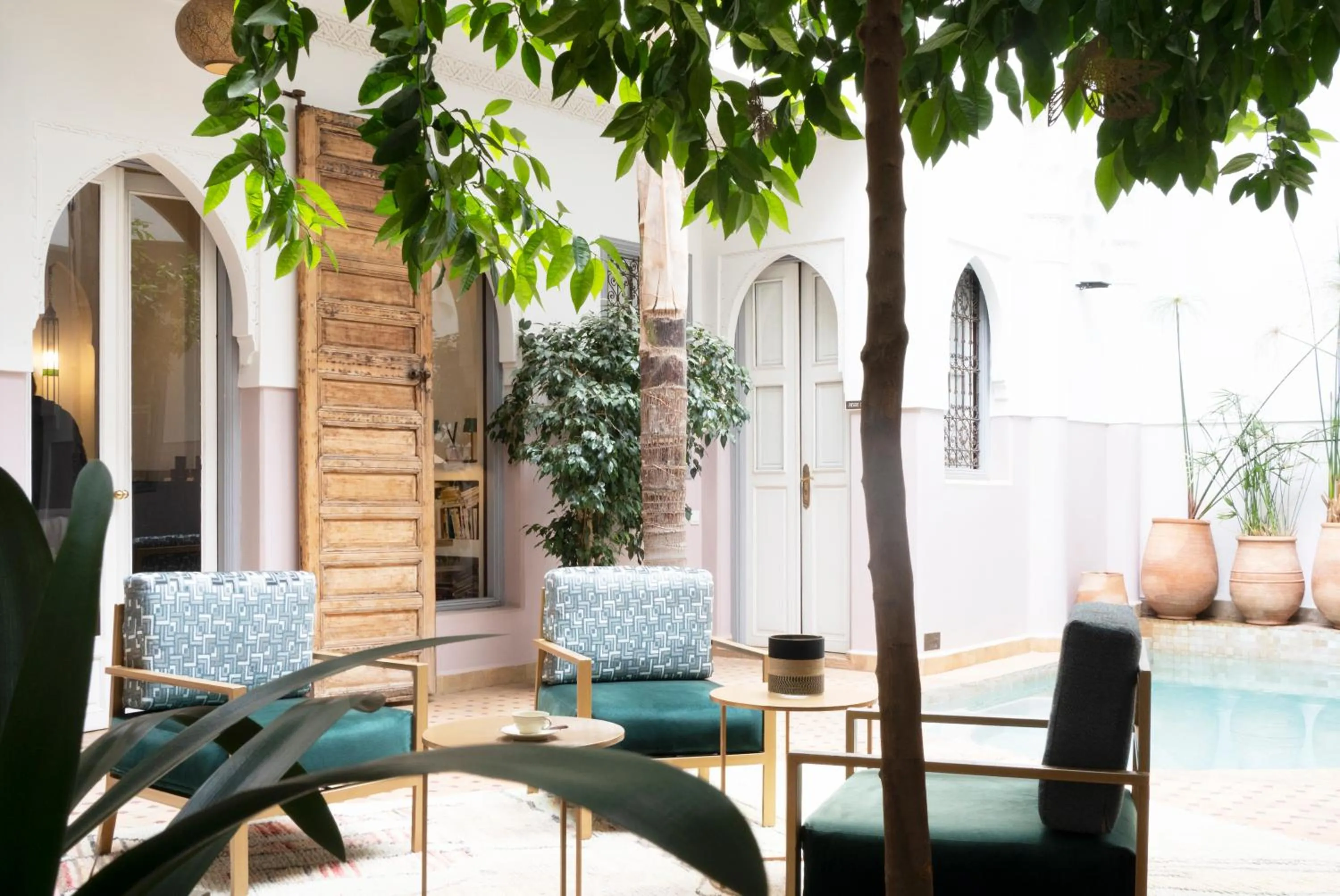 Swimming pool in Riad Sashema