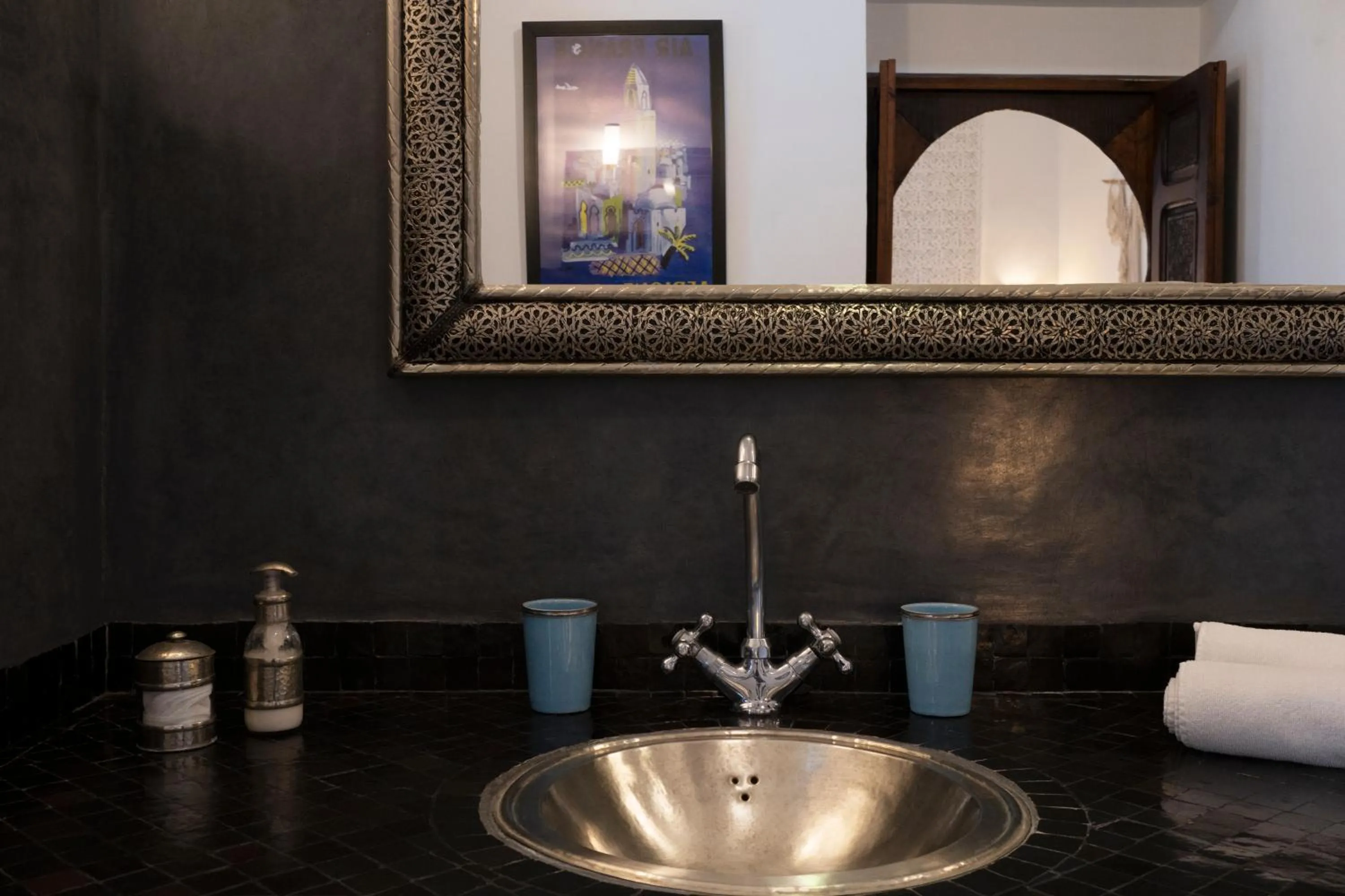 Shower in Riad Sashema