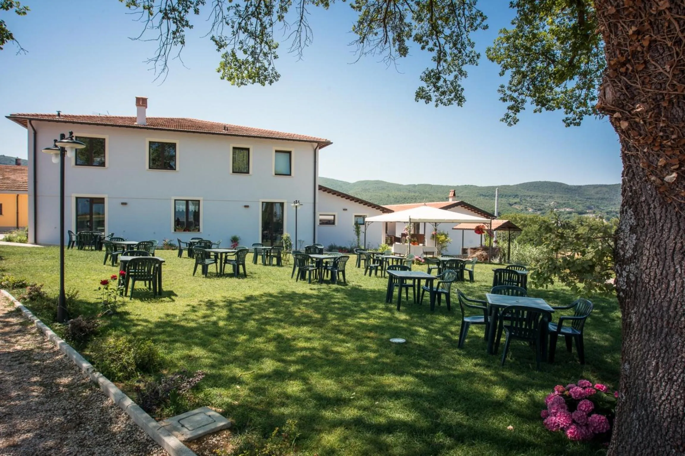 Facade/entrance in Fattoria Didattica La Collina Incantata