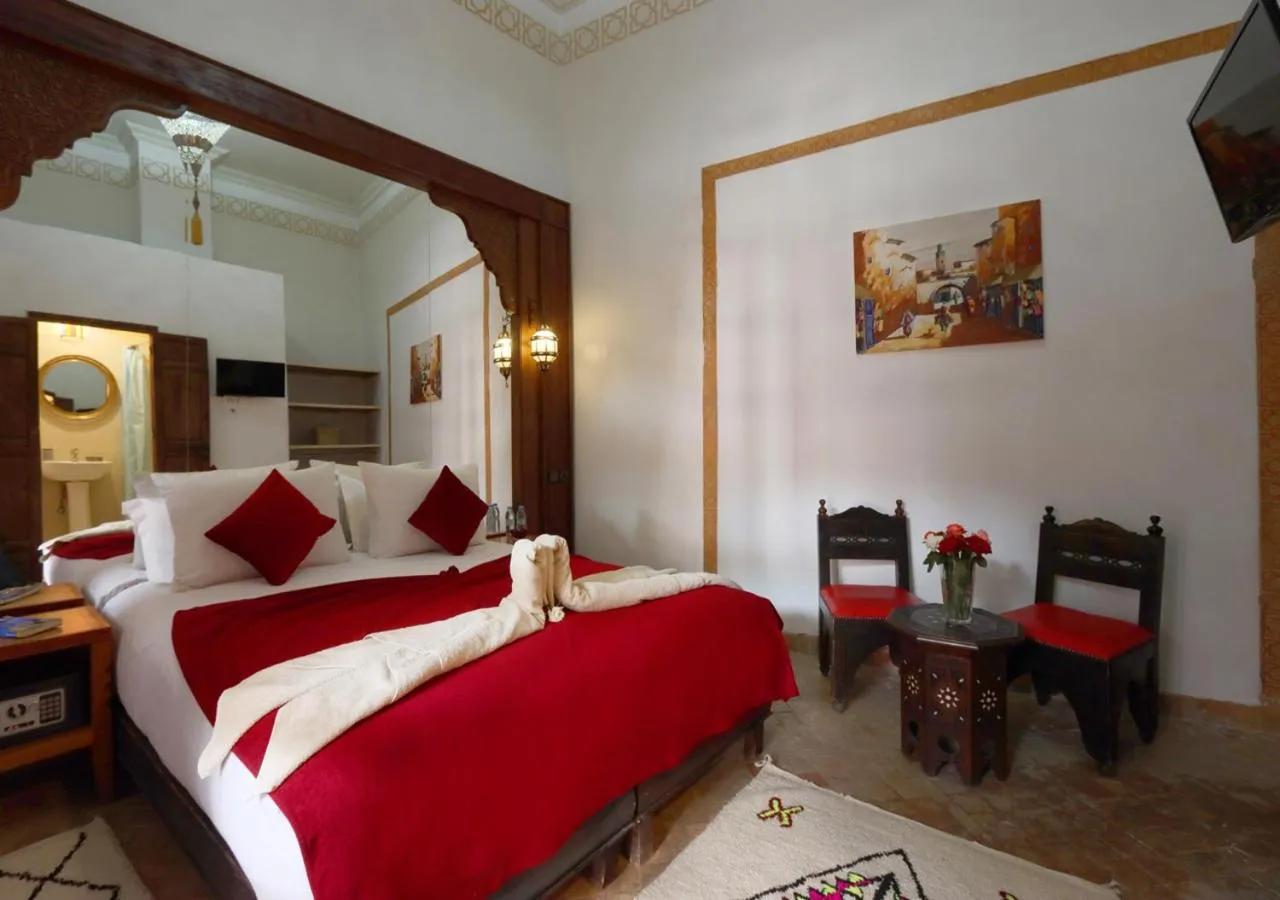 Double Room with Private Bathroom in Riad Morocco Sky