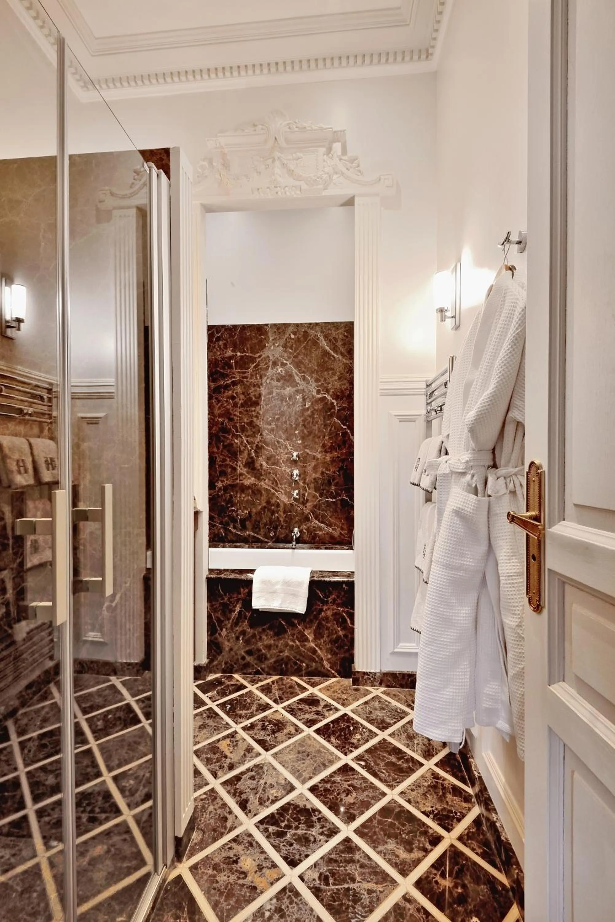 Shower in Villa Victor Louis - Bordeaux Centre