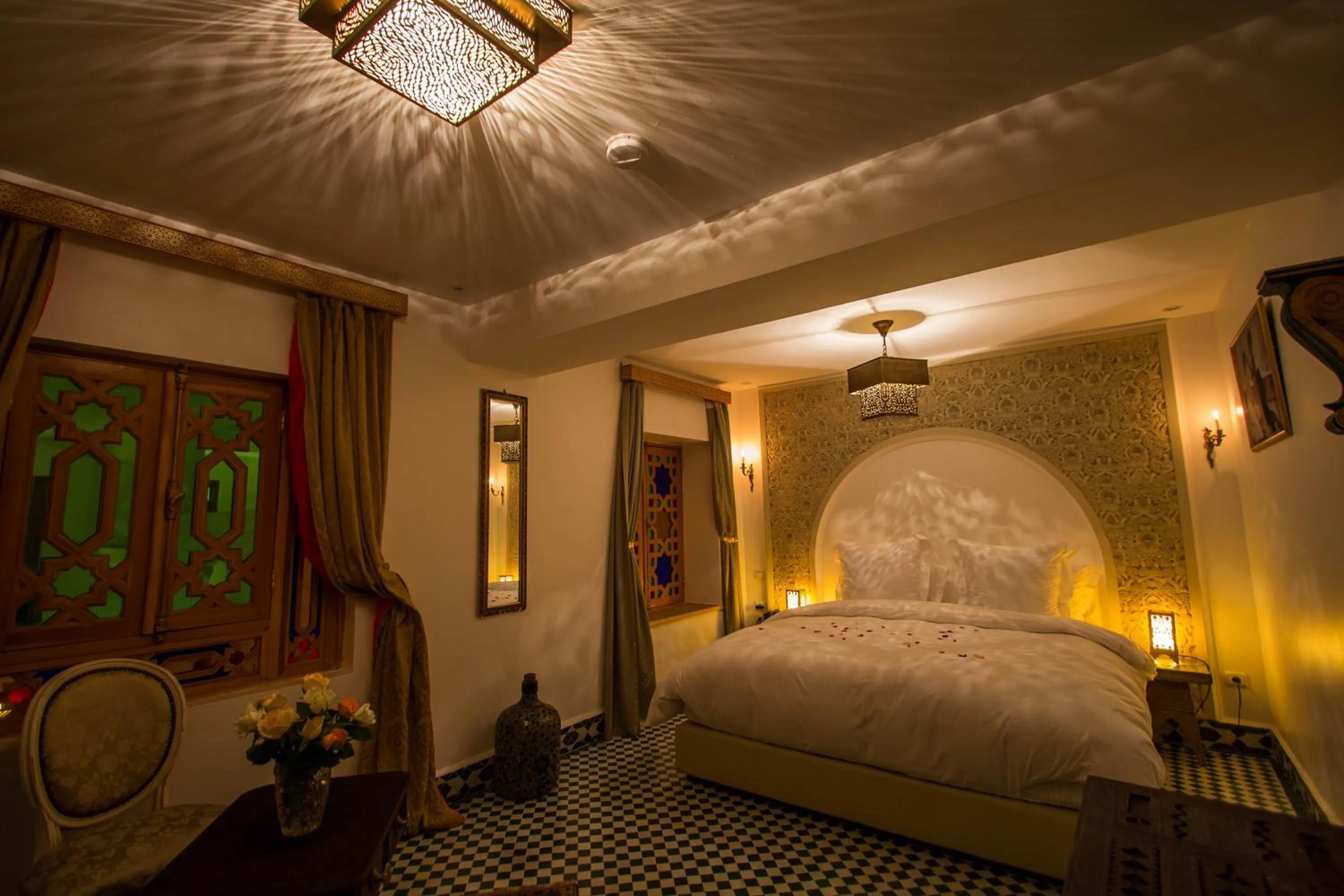 Bedroom, Bed in Riad Amor - Suite & Spa