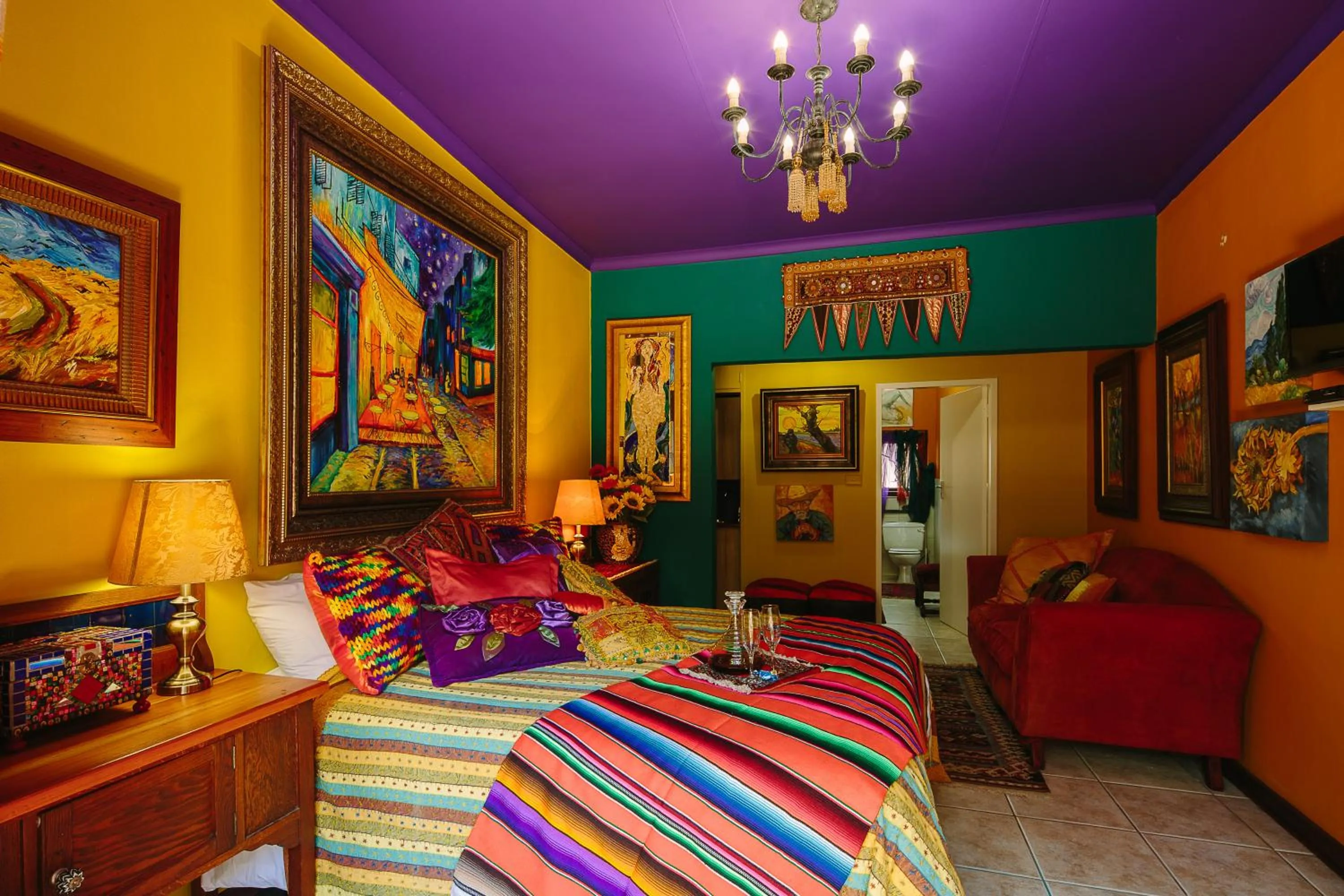 Living room, Bed in The Art Guesthouse