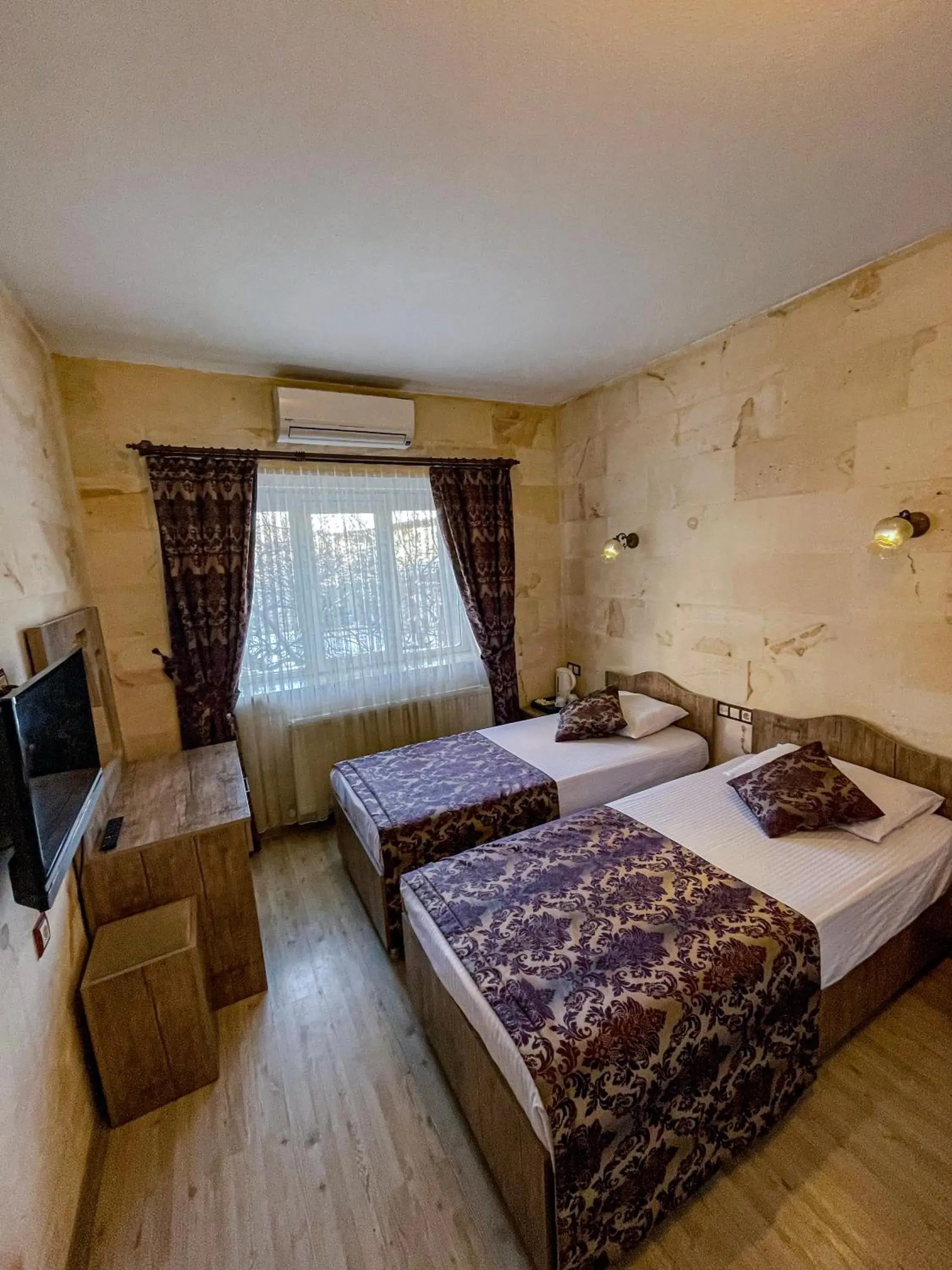 Economy Twin Room in Yusuf Bey House Economy Twin Room in Yusuf Bey House