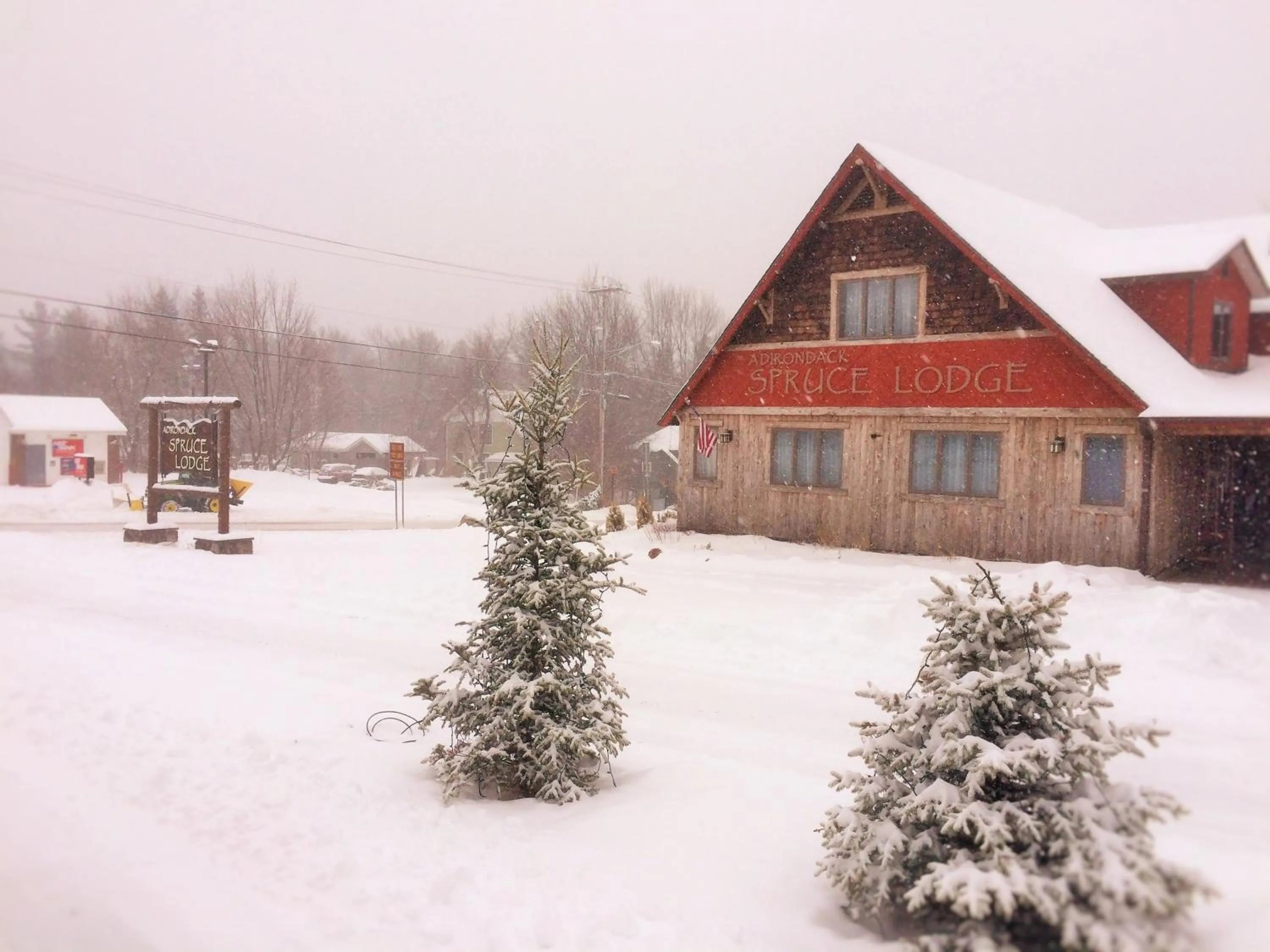 Property building in Adirondack Spruce Lodge