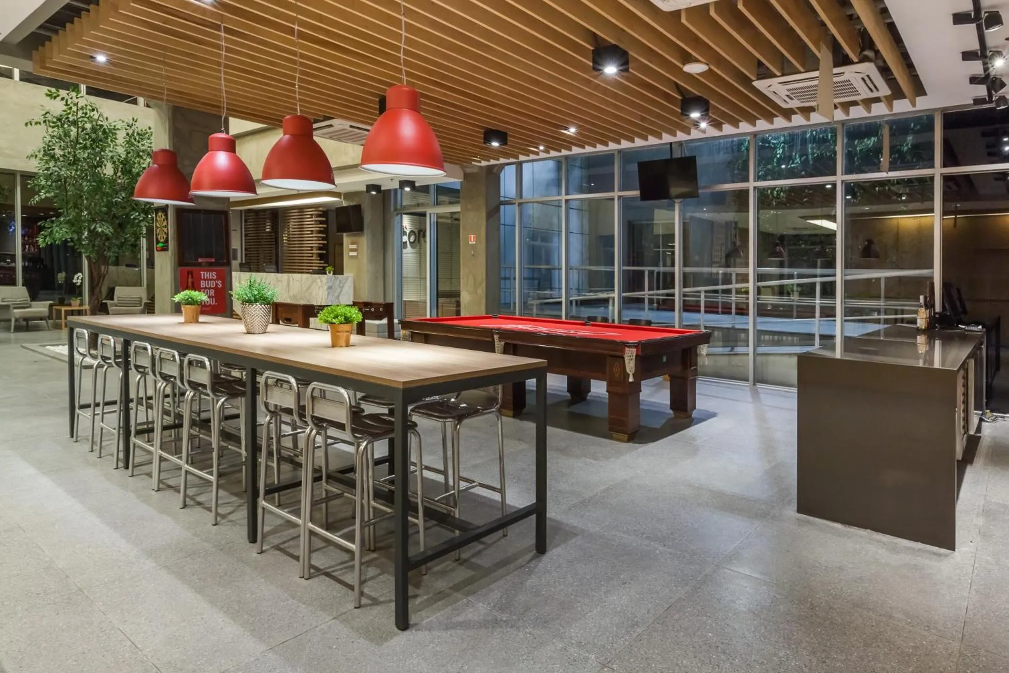 Lounge or bar in Ribalta Hotel Barra da Tijuca by Atlantica