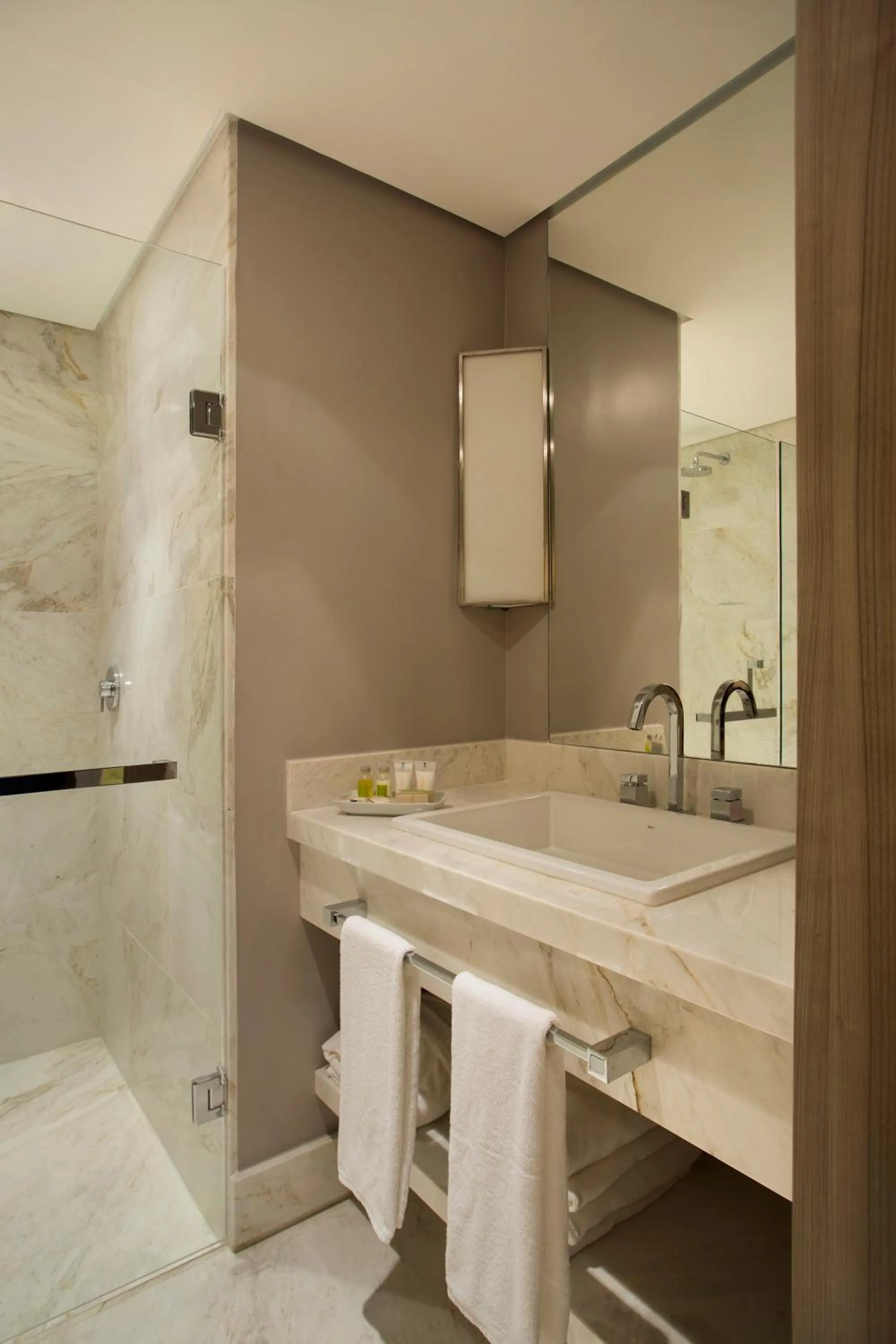 Bathroom in Venit Mio Hotel