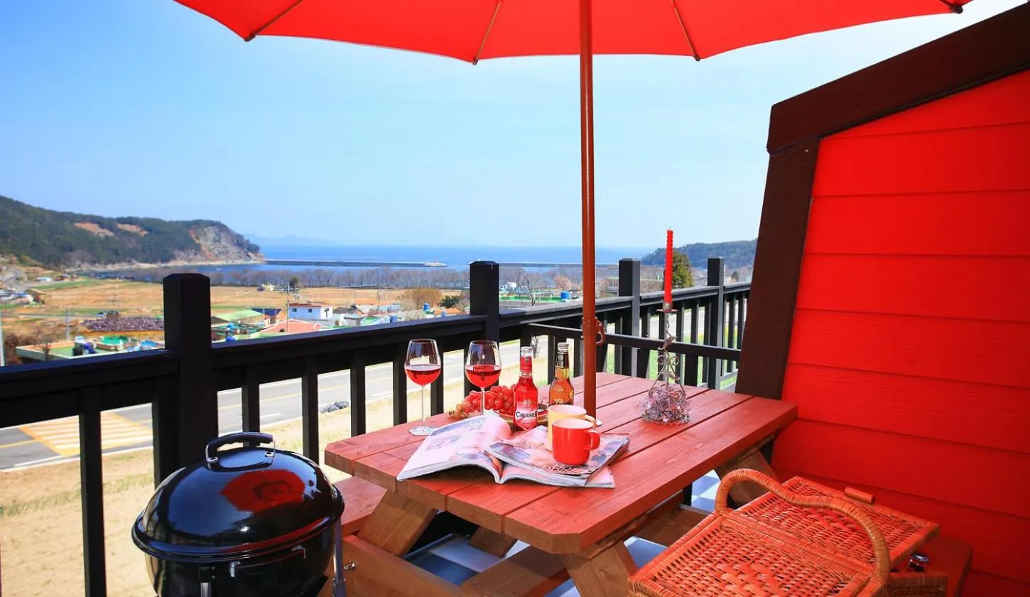 Day in Bluesean Pension