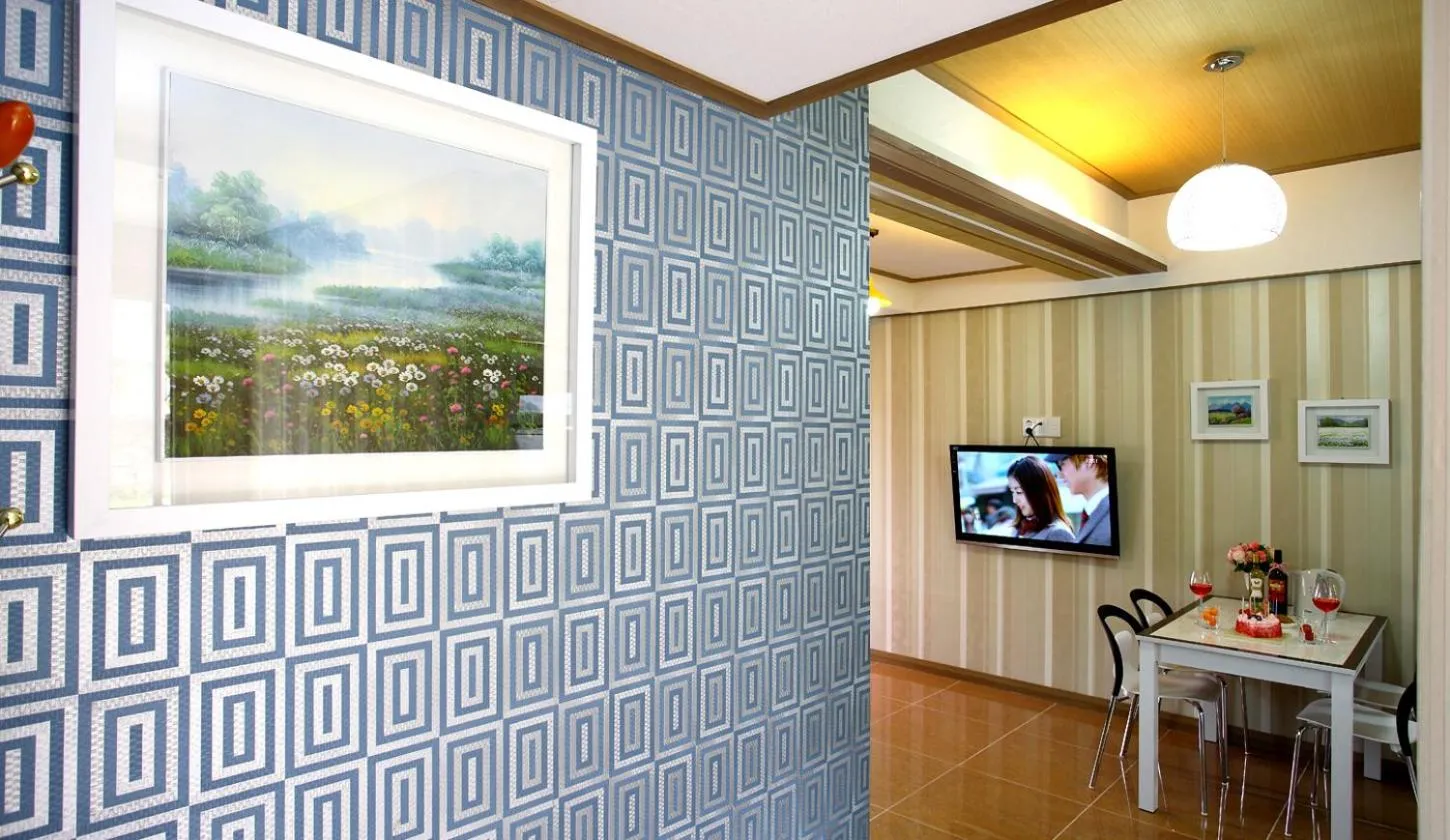 TV and multimedia in Bluesean Pension