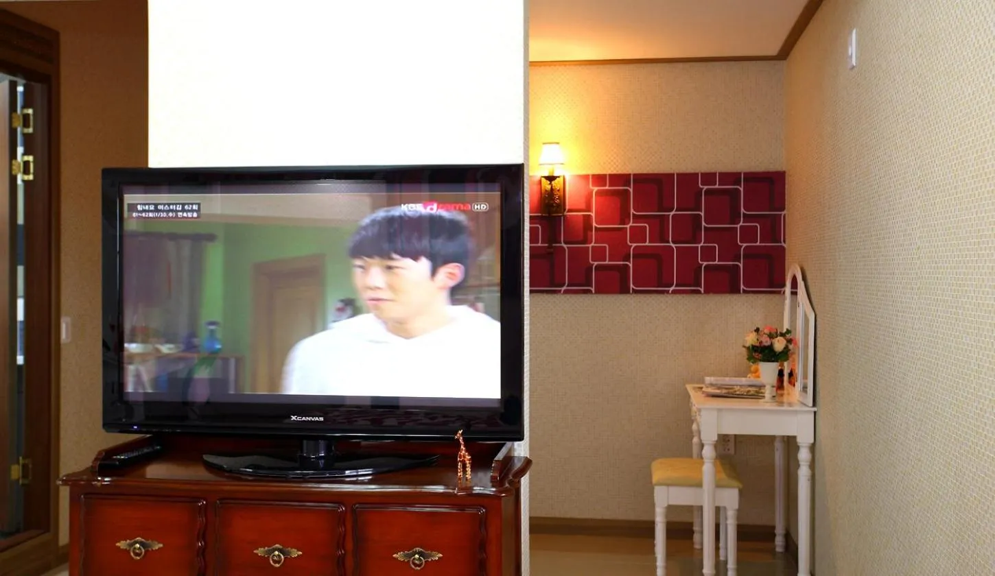 Decorative detail in Bluesean Pension