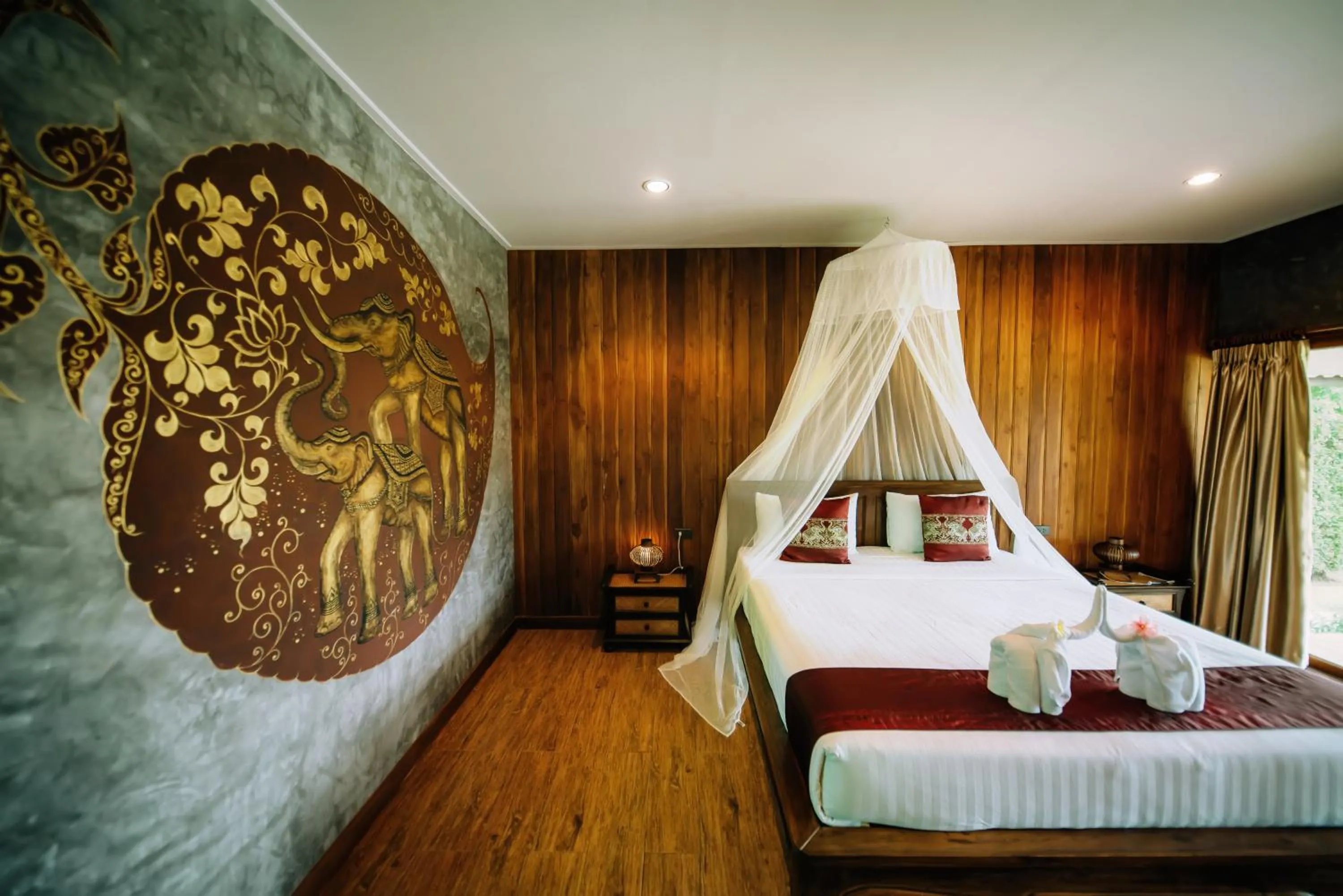 Photo of the whole room, Bed in Sawasdee Sukhothai Resort