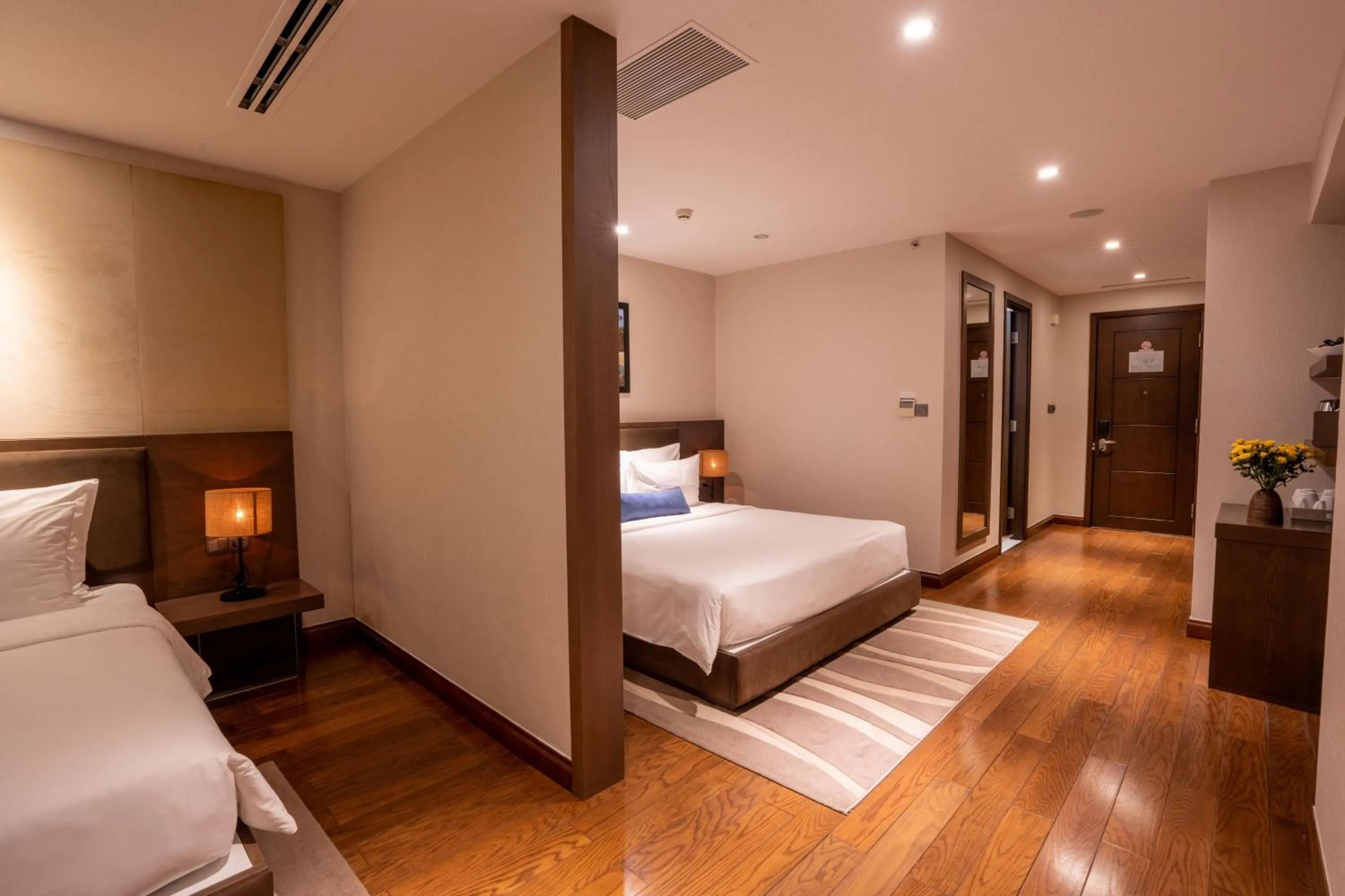 Bedroom, Bed in The Malibu Hotel