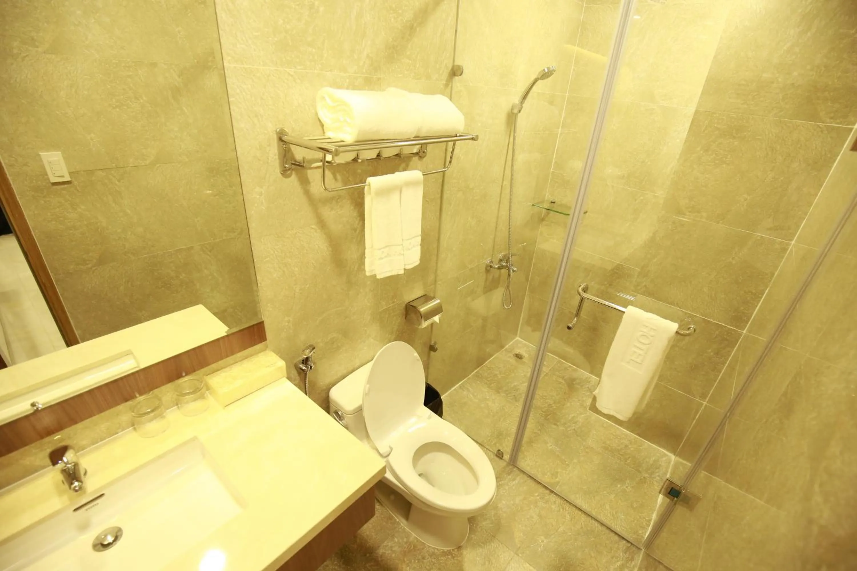 Bathroom in Kim Hoa Hotel