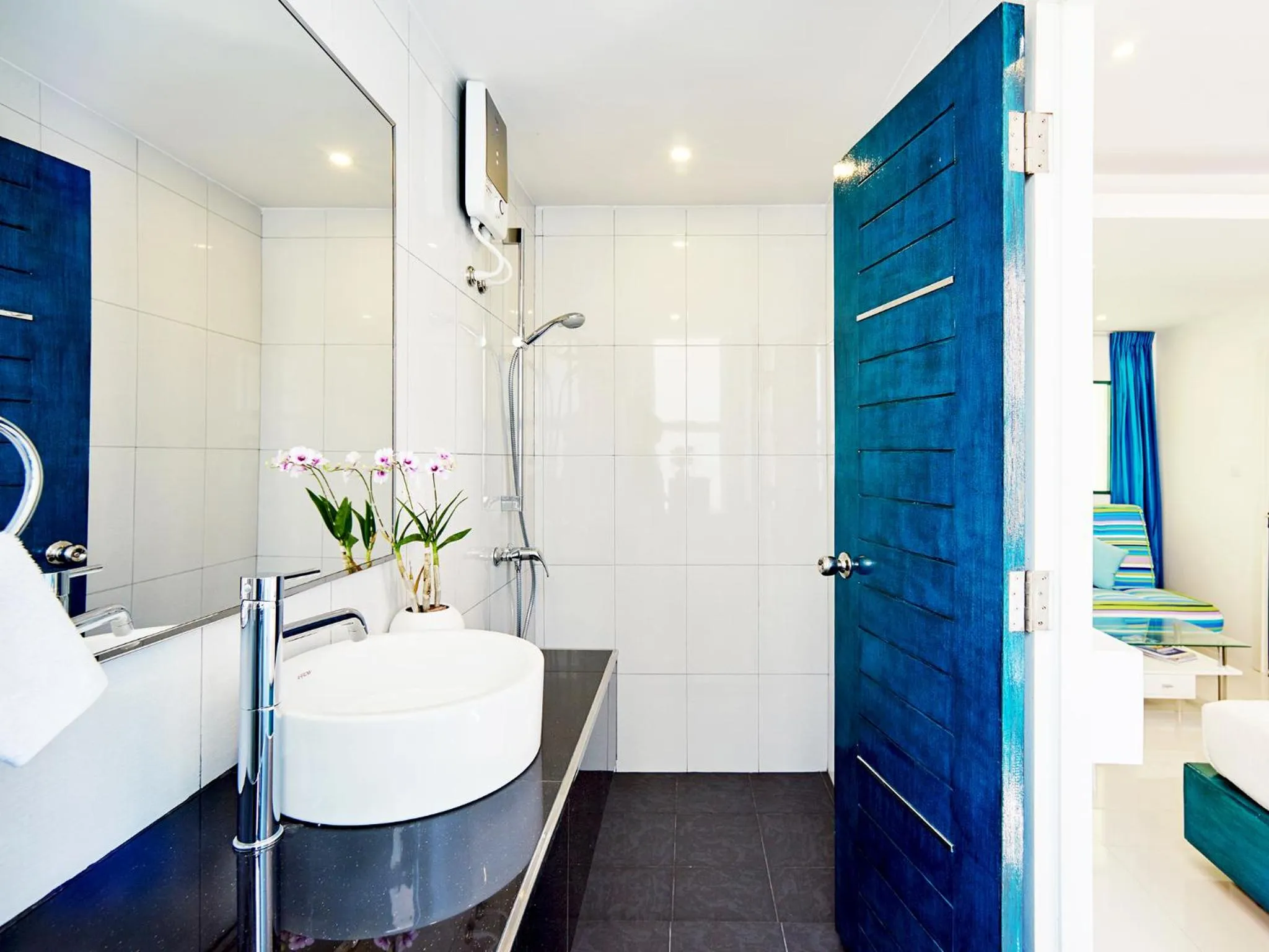 Shower in Planktons Beach