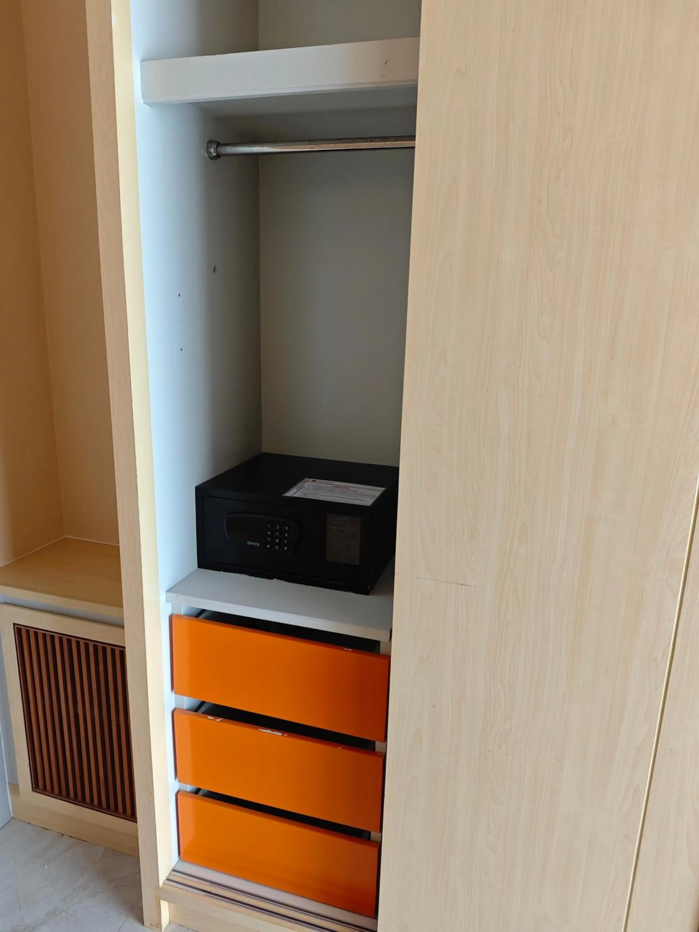 safe in Chabana Kamala Hotel