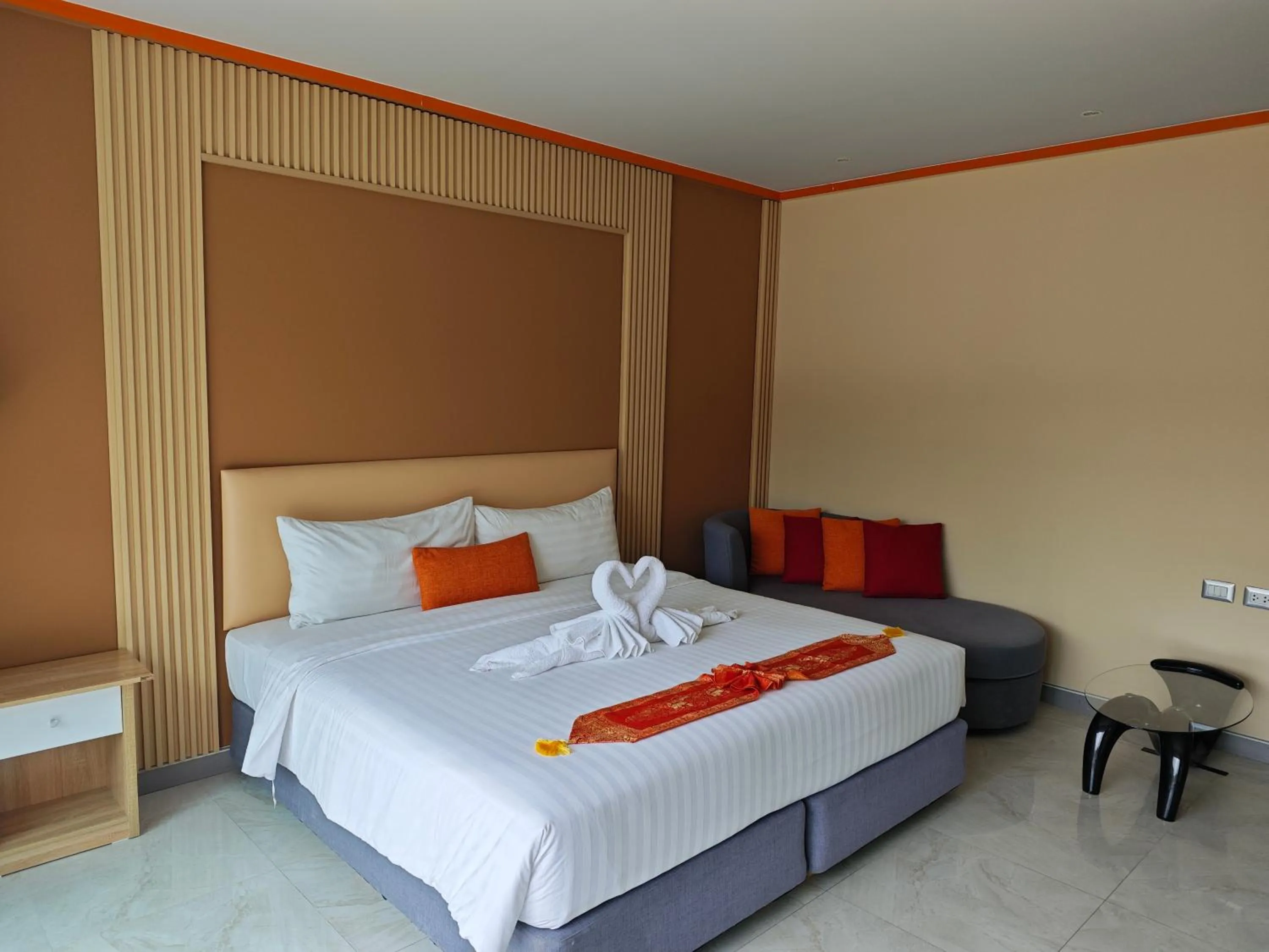 Bed in Chabana Kamala Hotel