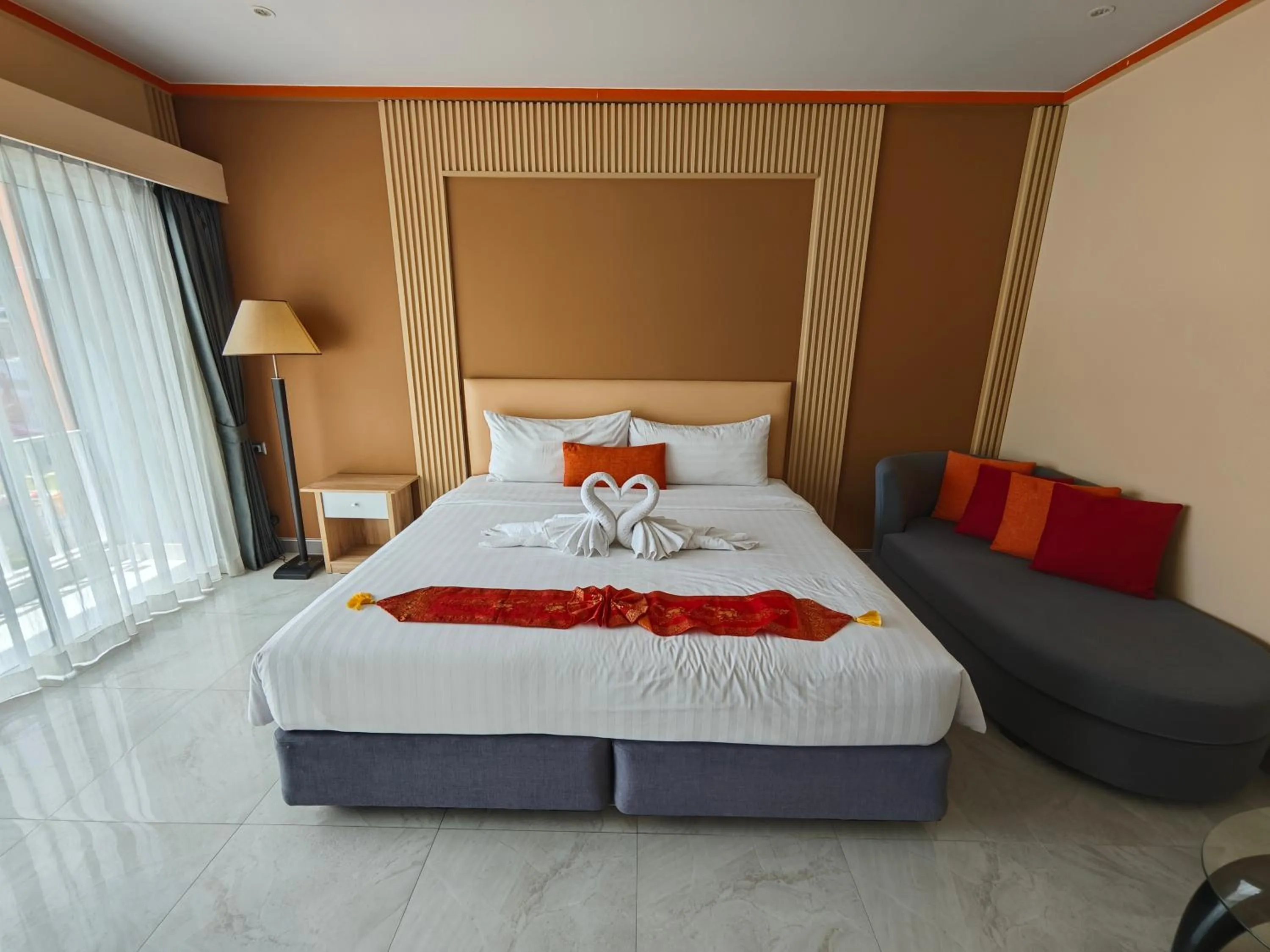 Bedroom, Bed in Chabana Kamala Hotel