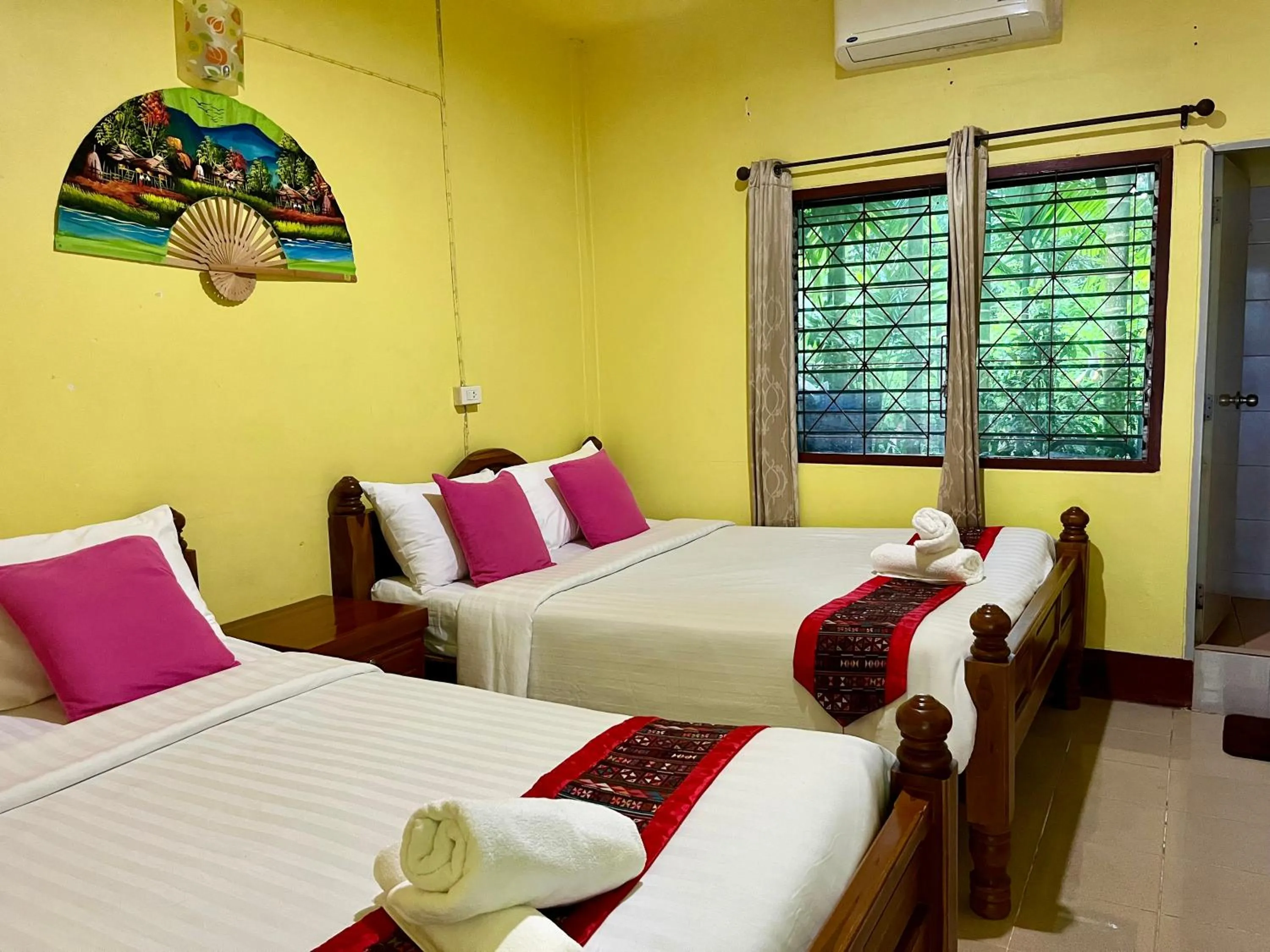 Bed in Khao Chang View Resort