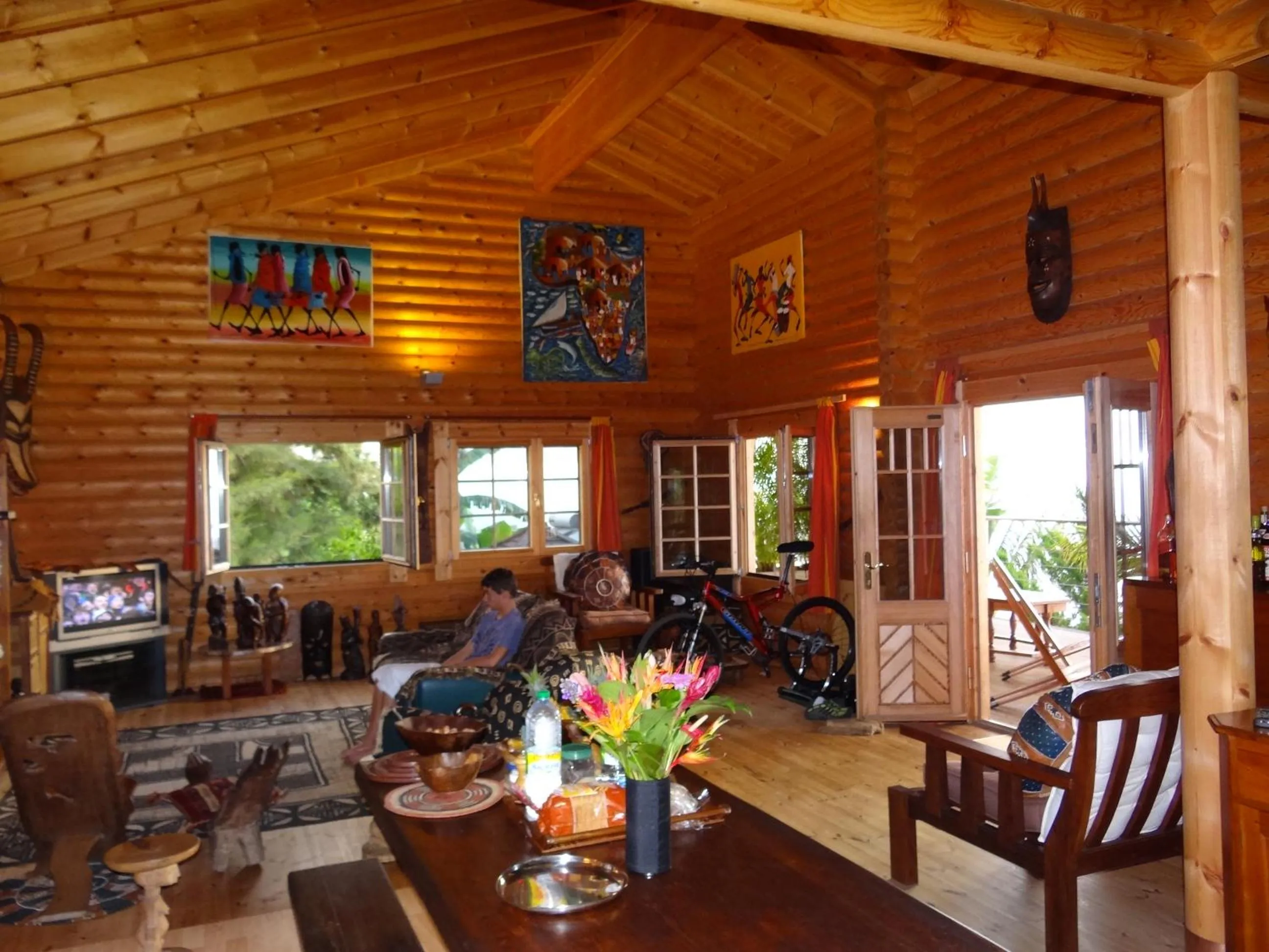 Living room in Le Chalet de la Fontaine Saint Leu