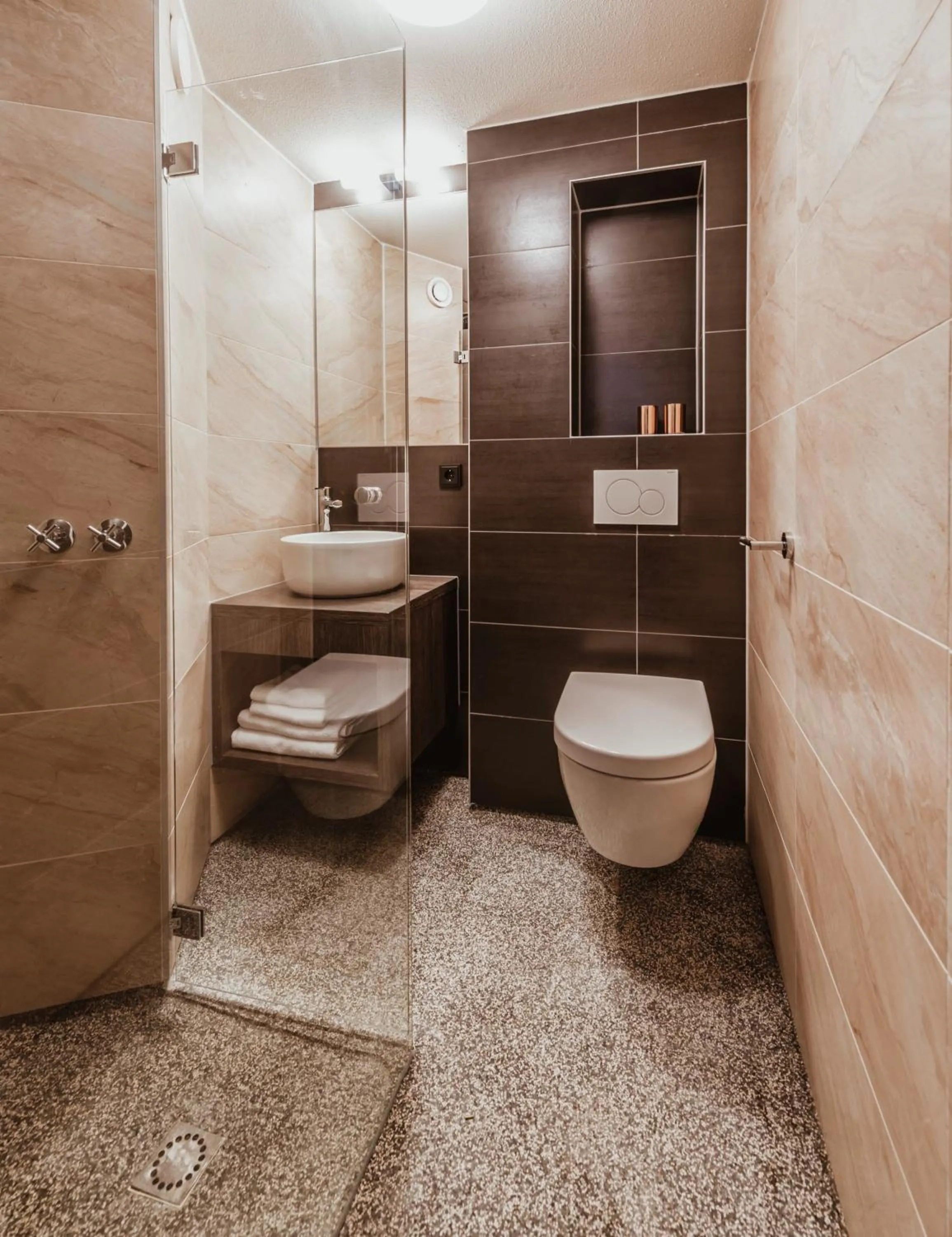 Bathroom in Mr. Jordaan