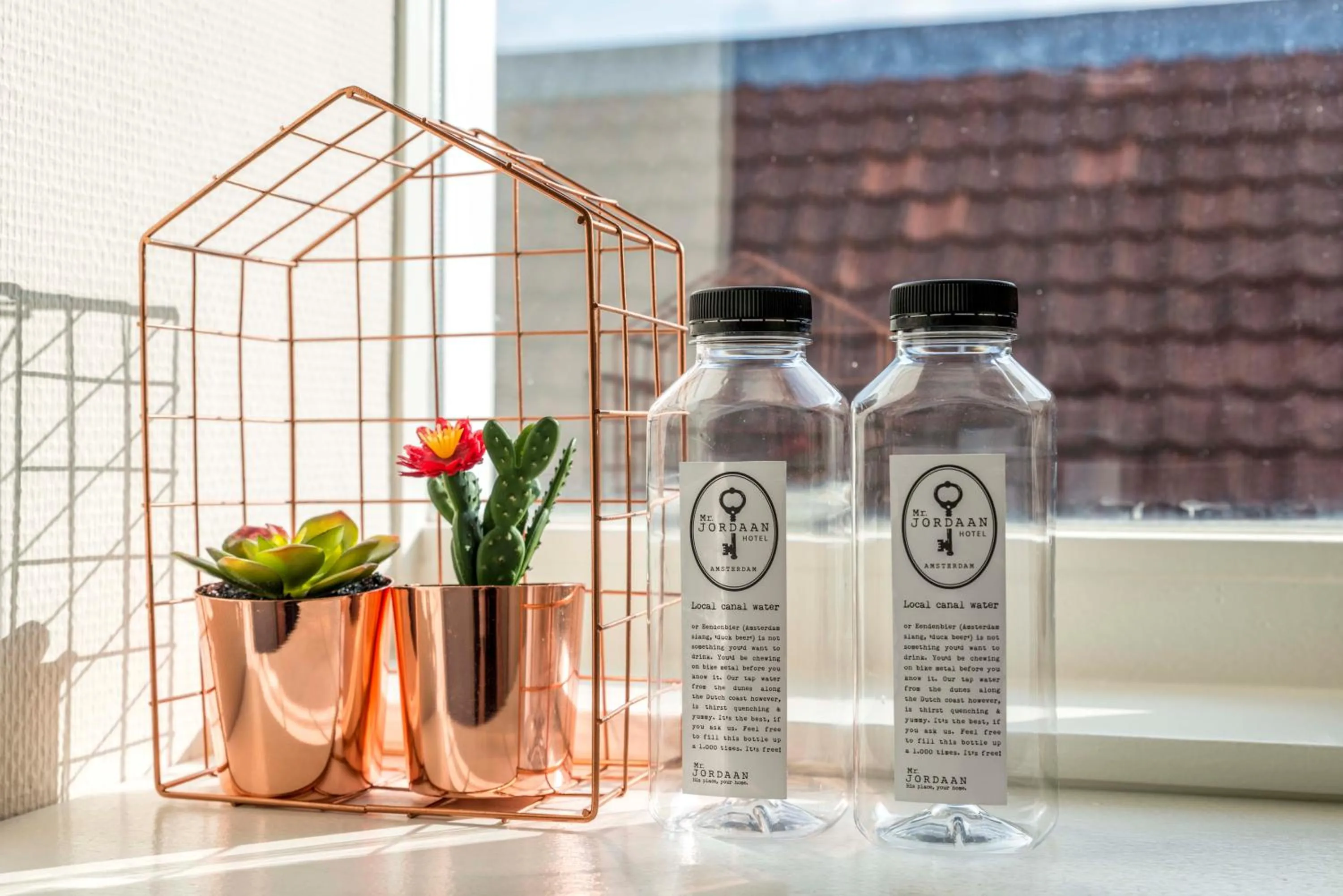 Decorative detail in Mr. Jordaan