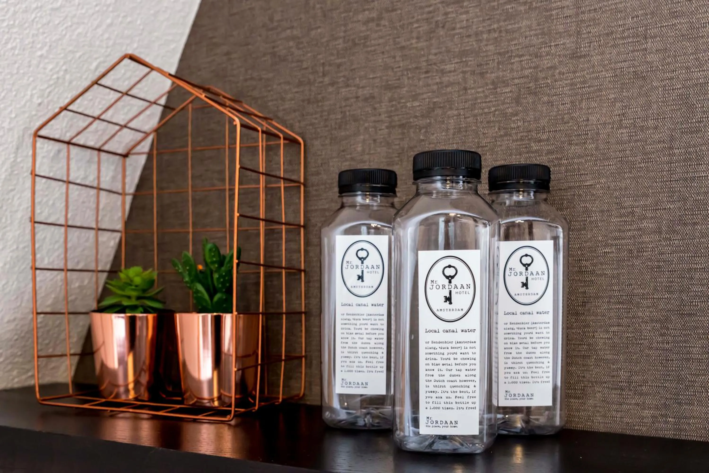 Decorative detail in Mr. Jordaan