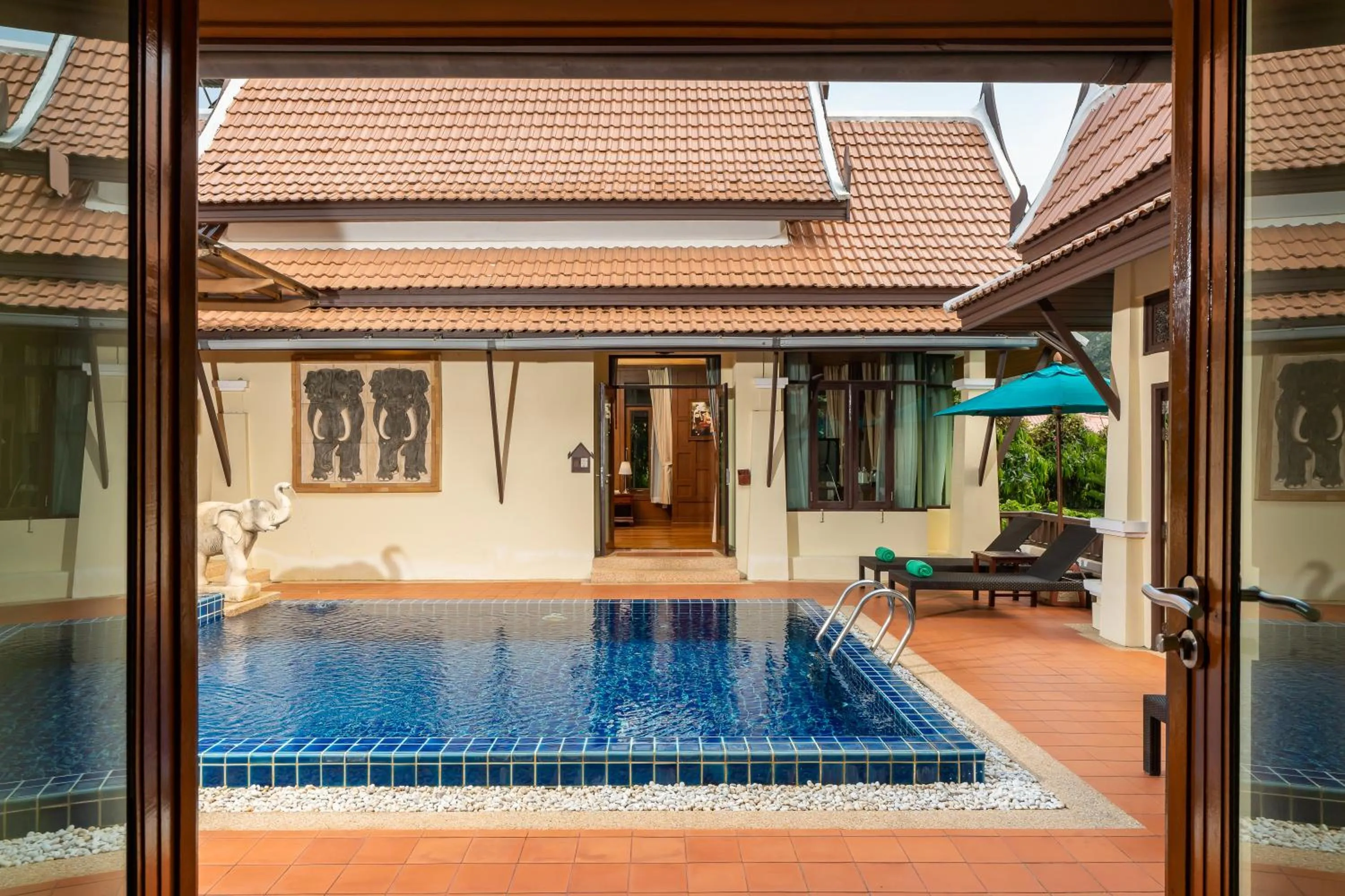 Swimming pool in Koh Chang Paradise Resort & Spa
