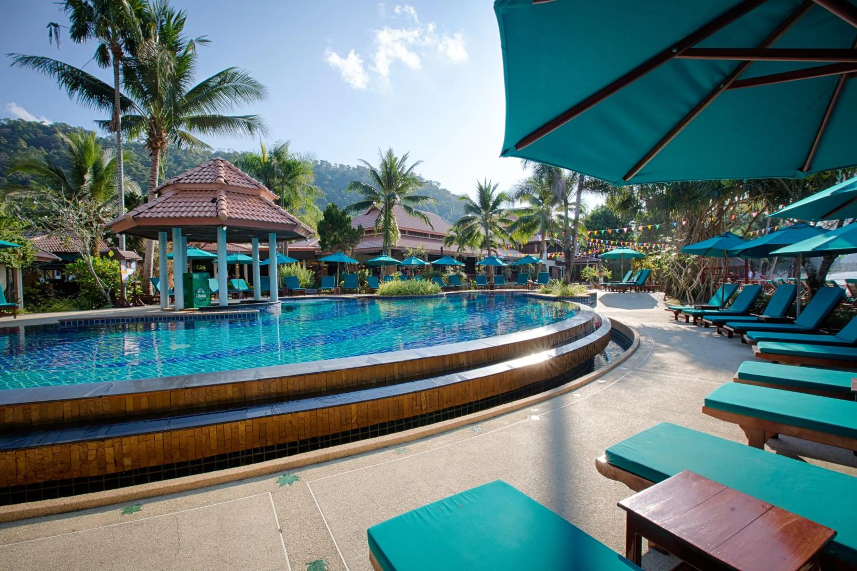 Swimming pool in Koh Chang Paradise Resort & Spa