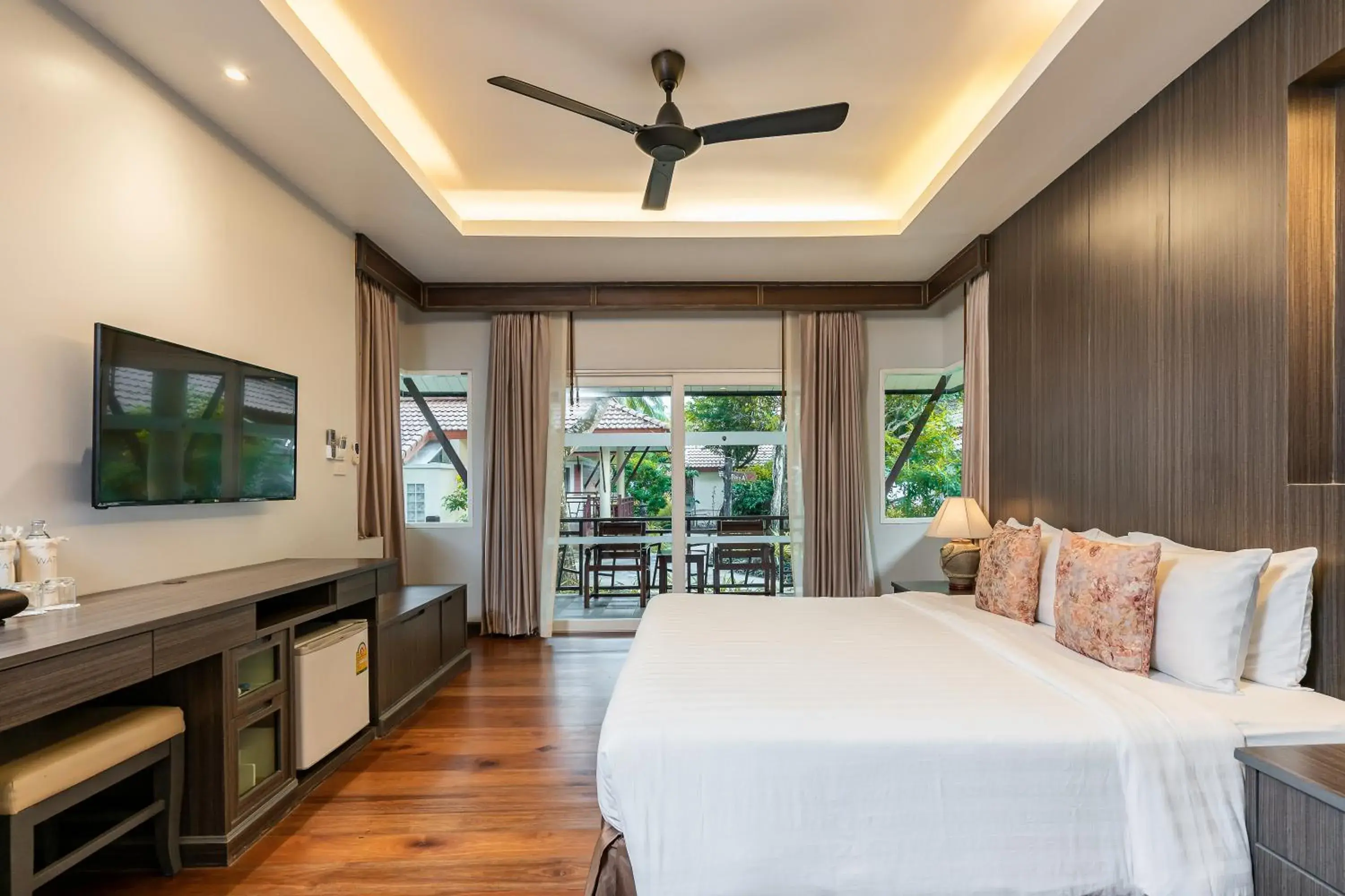 Deluxe Bungalow in Koh Chang Paradise Resort & Spa Deluxe Bungalow in Koh Chang Paradise Resort & Spa