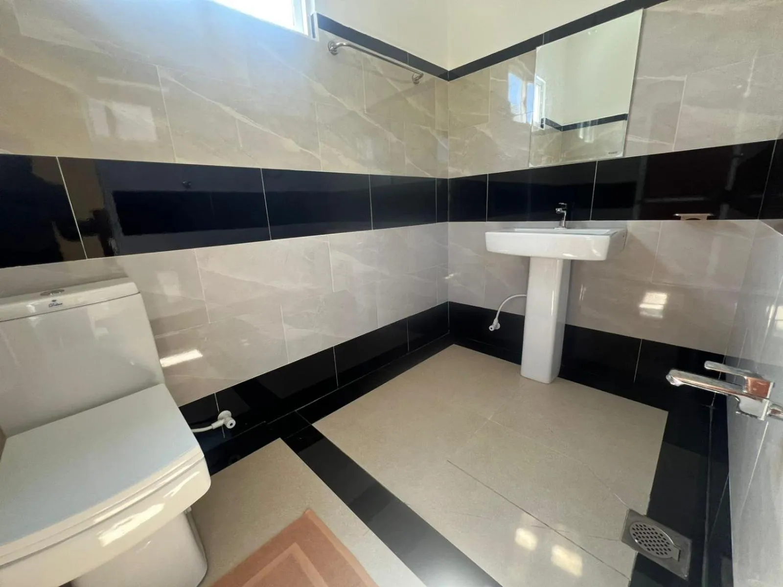 Ayos Hill Adam's Peak Free Shuttle