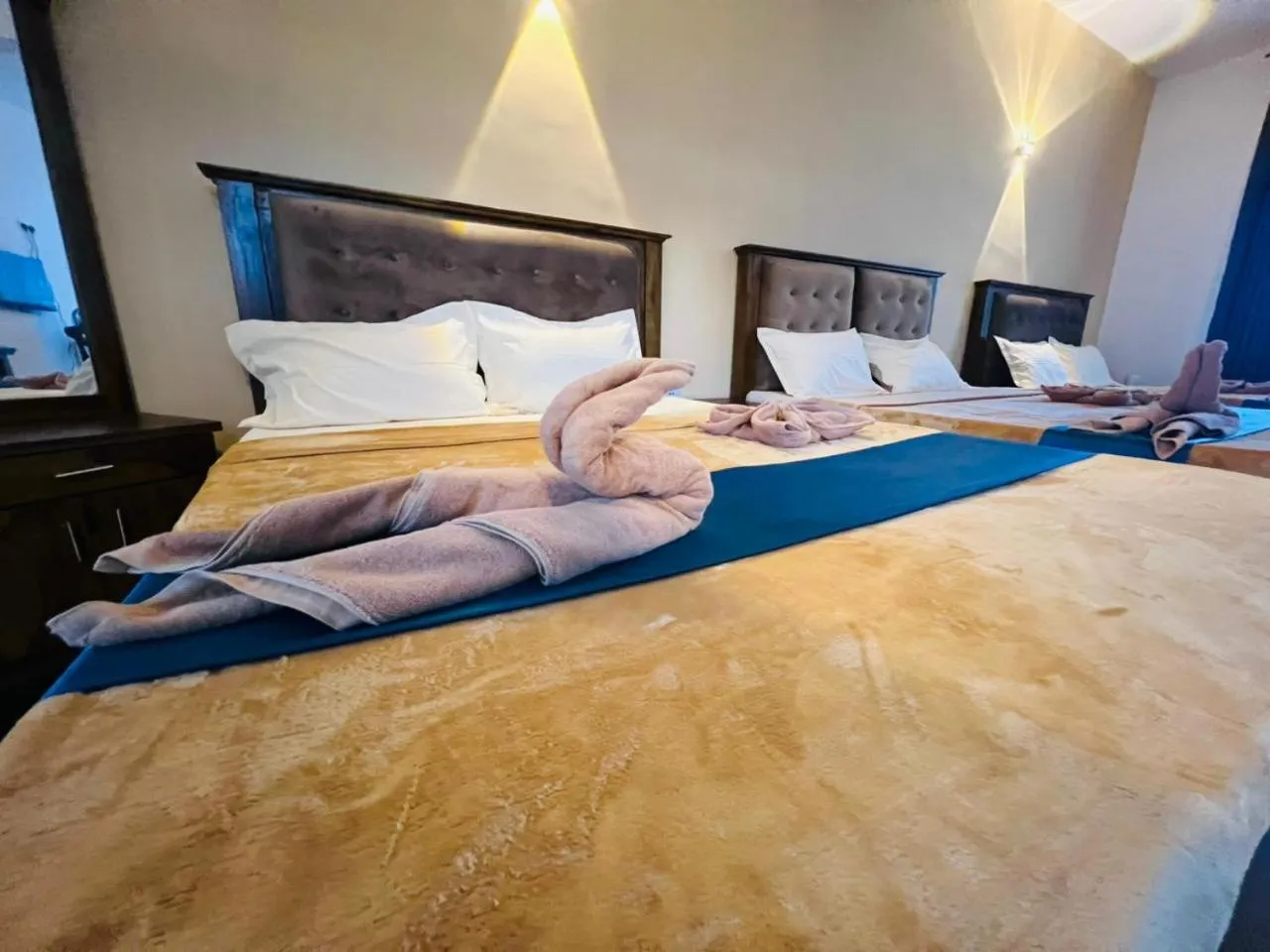 Bed in Ayos Hill Adam's Peak Free Shuttle