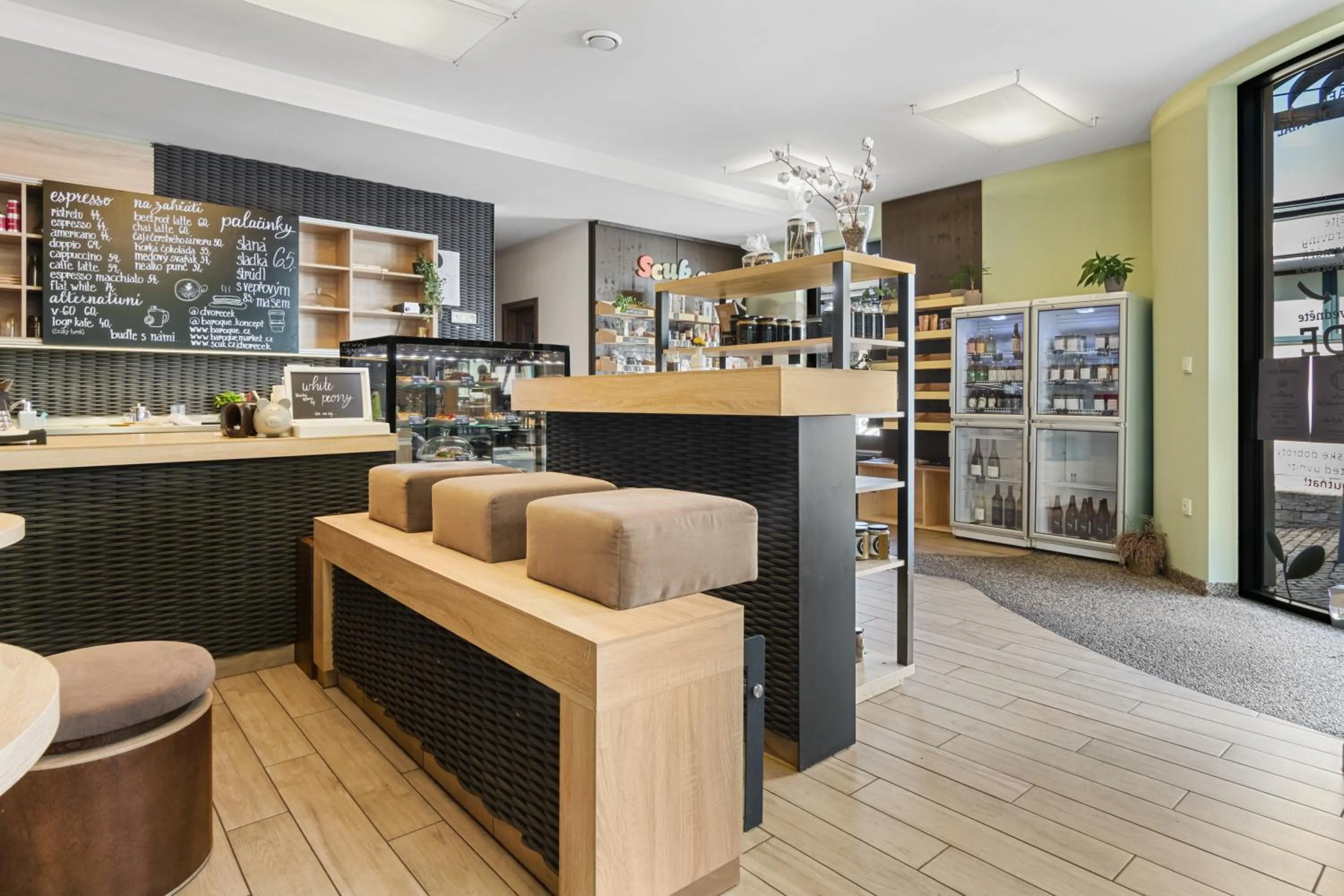 Restaurant/places to eat in Penzion Na Náměstí