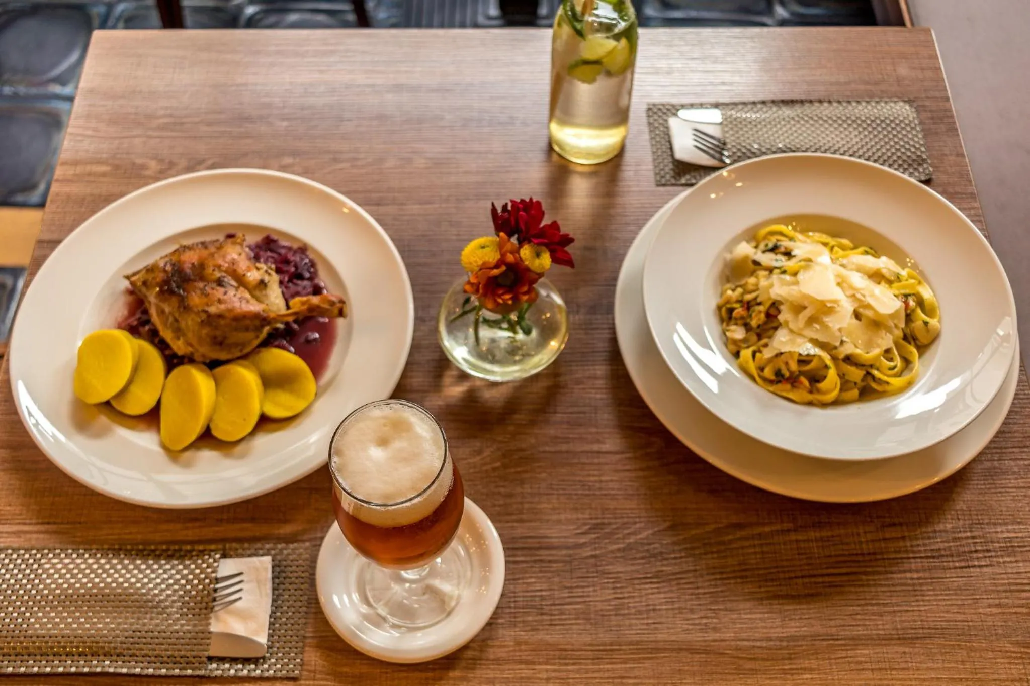 Restaurant/places to eat in Penzion Na Náměstí