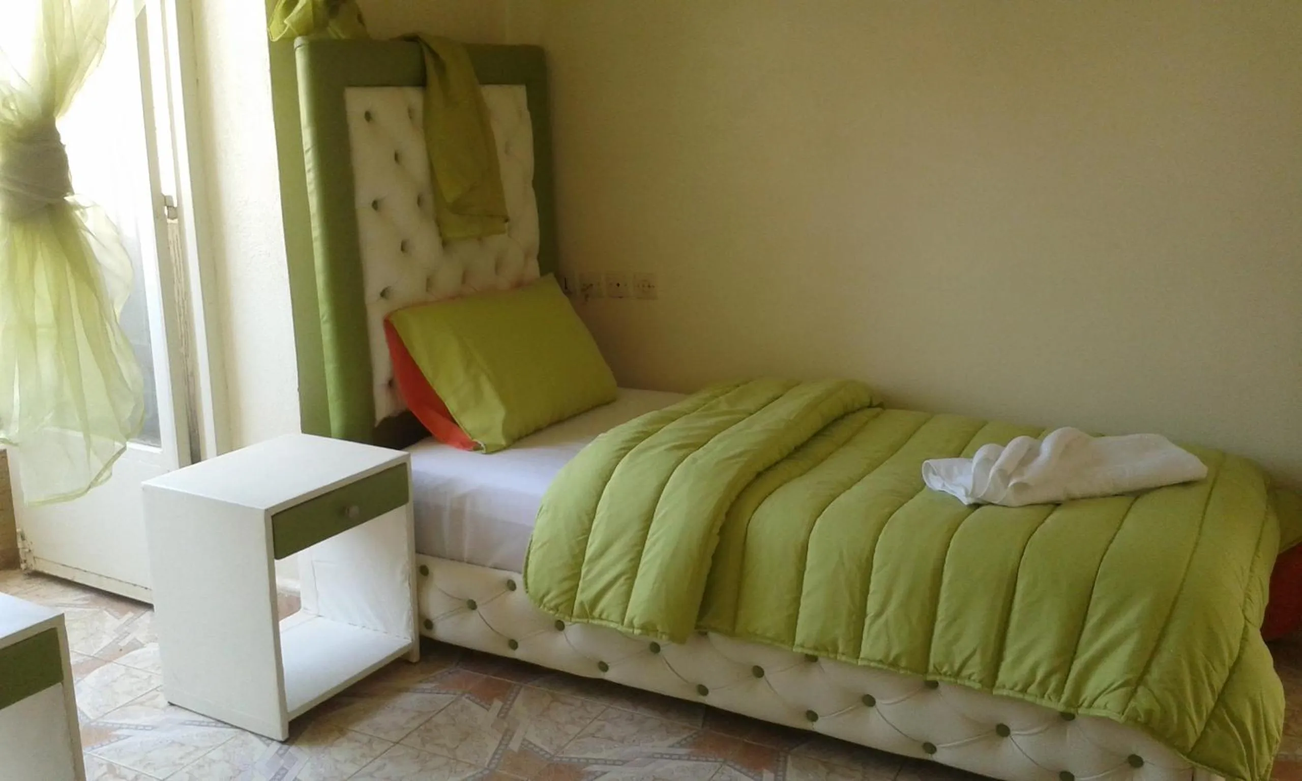 Bed in Hotel School Ersat Azrou