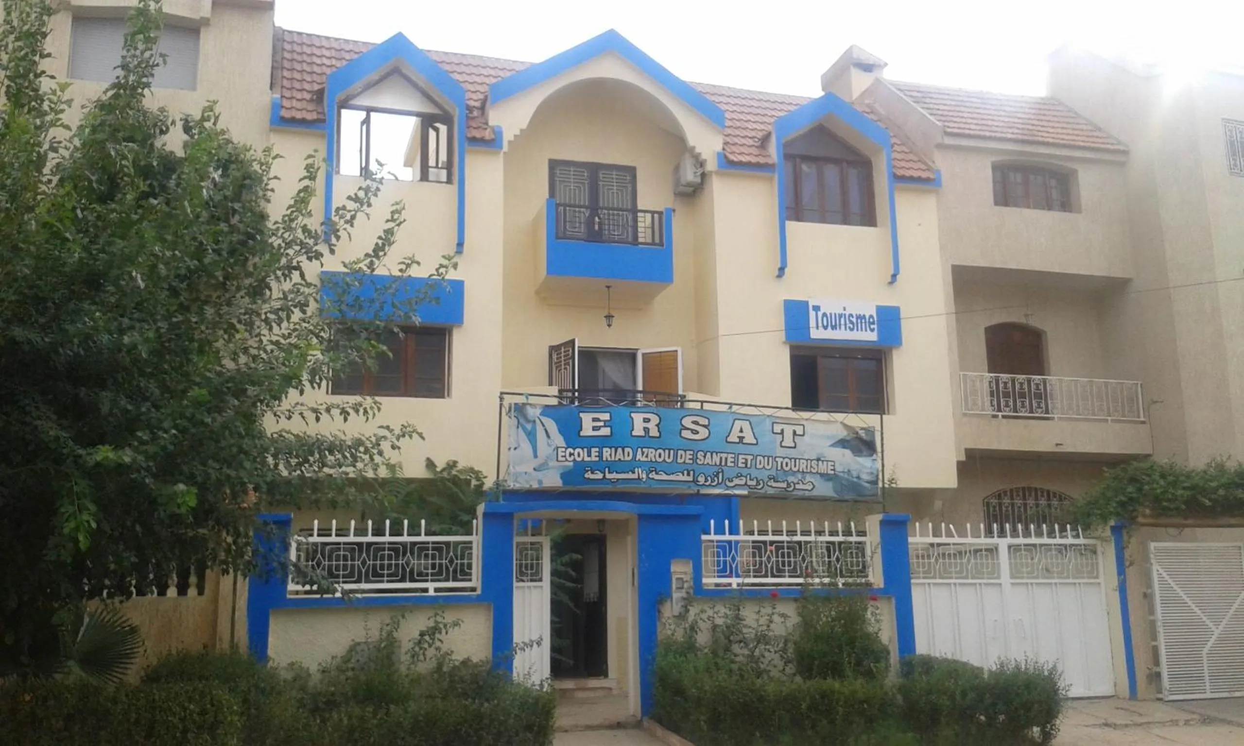 Property building in Hotel School Ersat Azrou