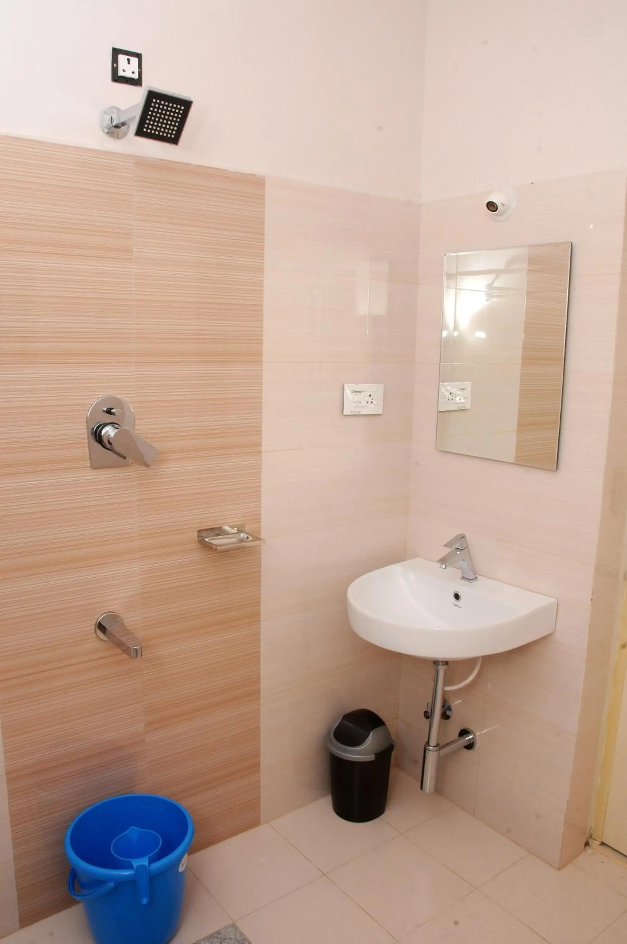 Bathroom in Holidayincoorg Orchid Villa