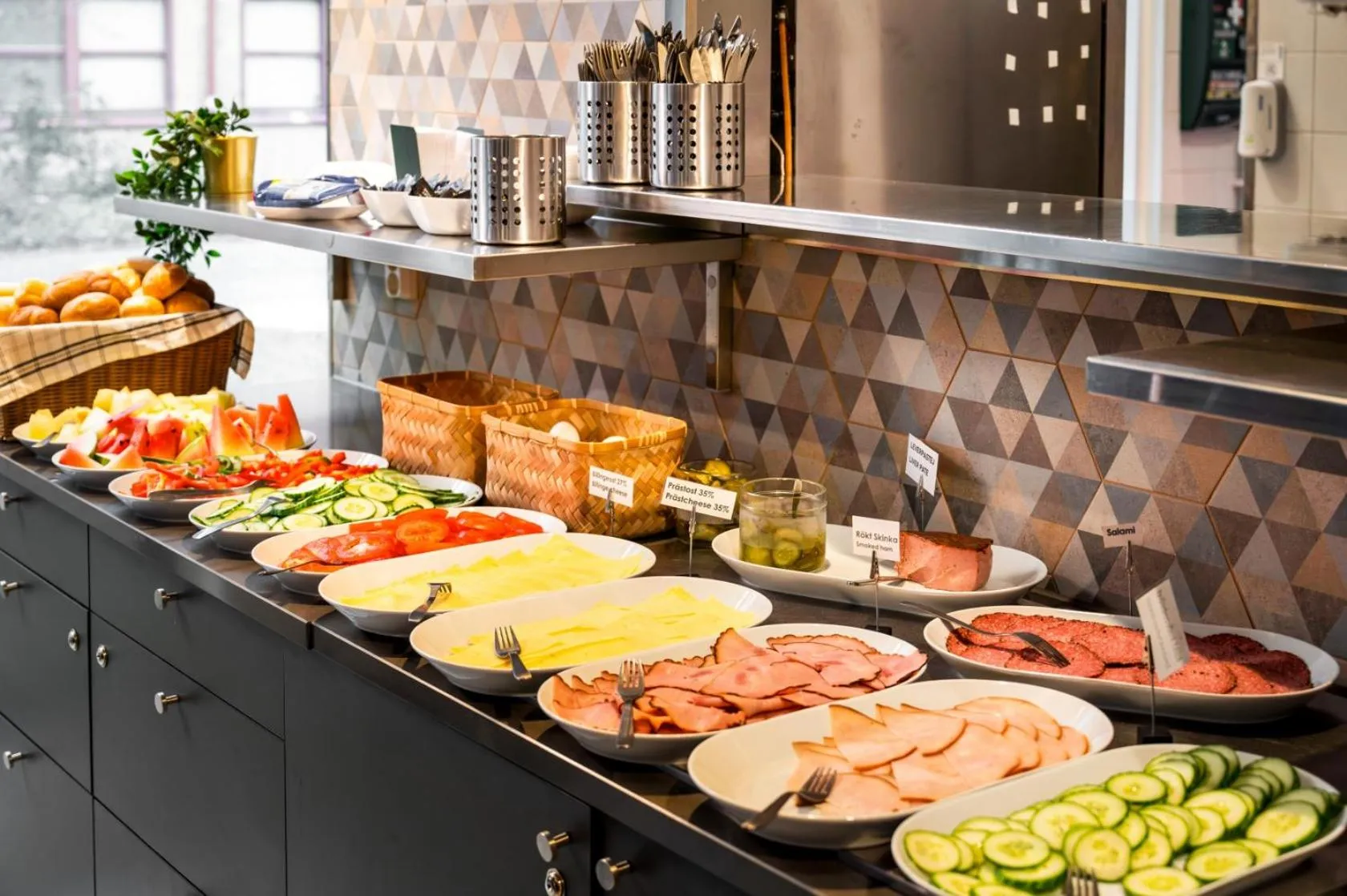 Breakfast in Forenom Hotels & Apartments Kista
