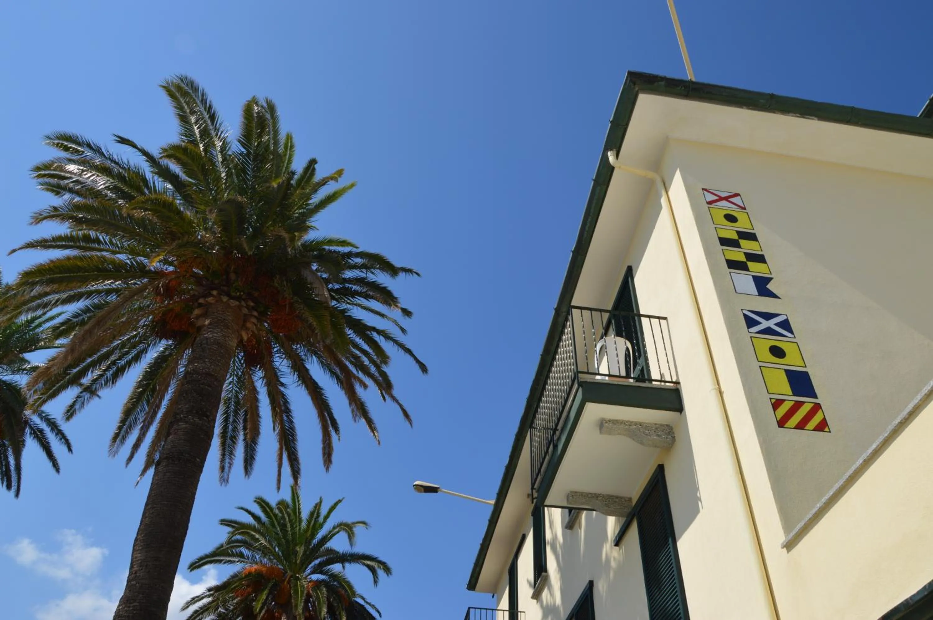 Facade/entrance in Residence Villa Miky