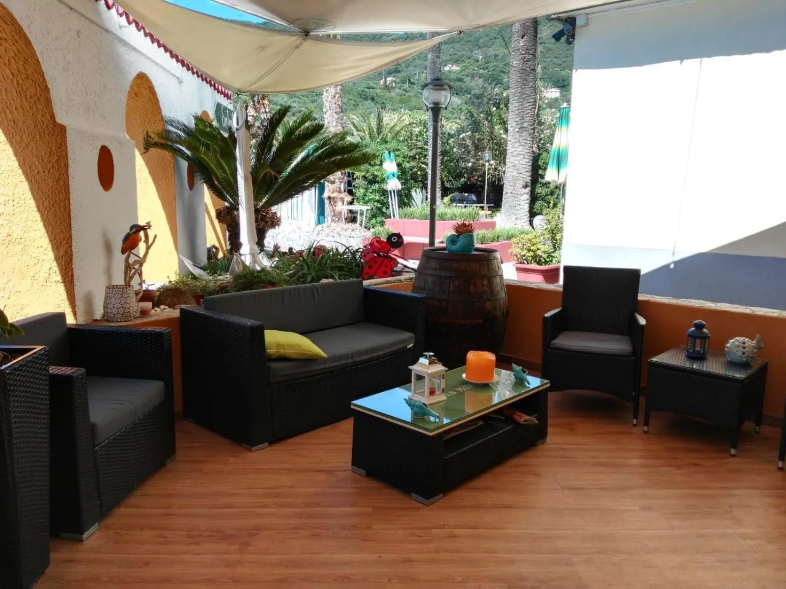 Communal lounge/ TV room in Residence Villa Miky